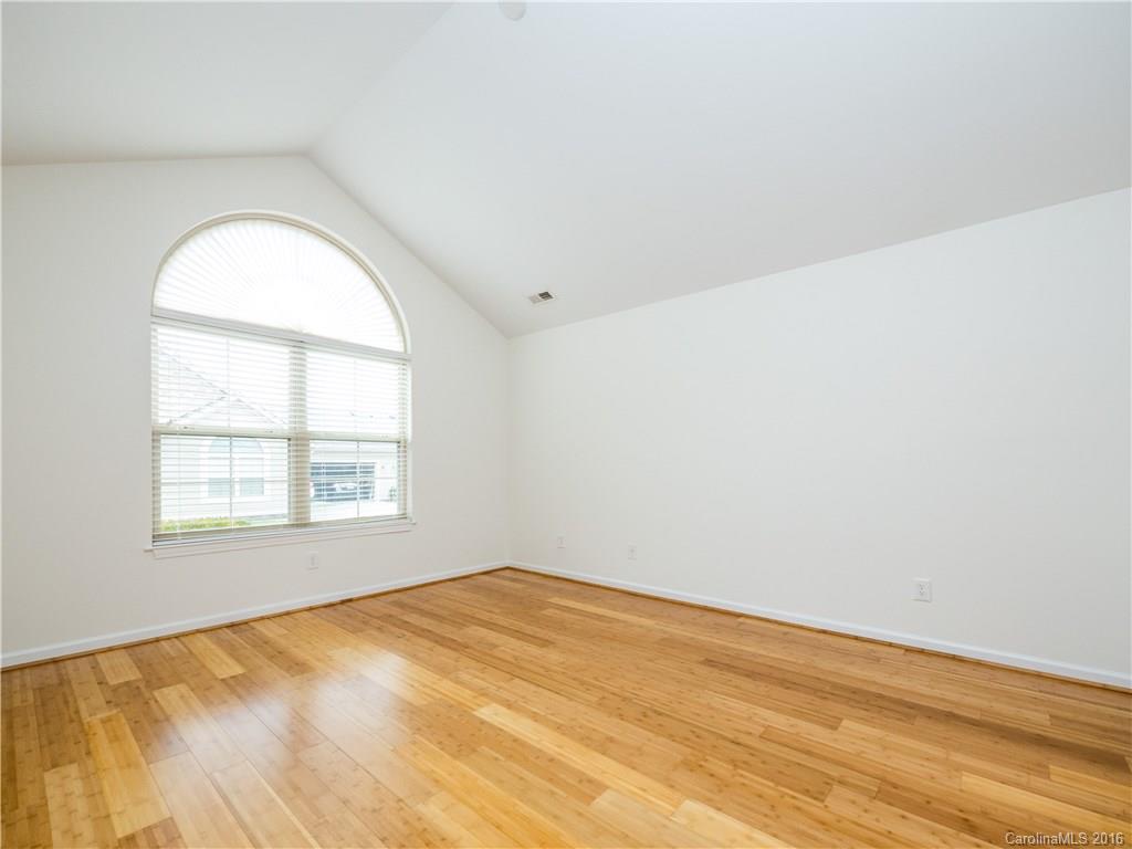 Stone Crest Villas - Residential