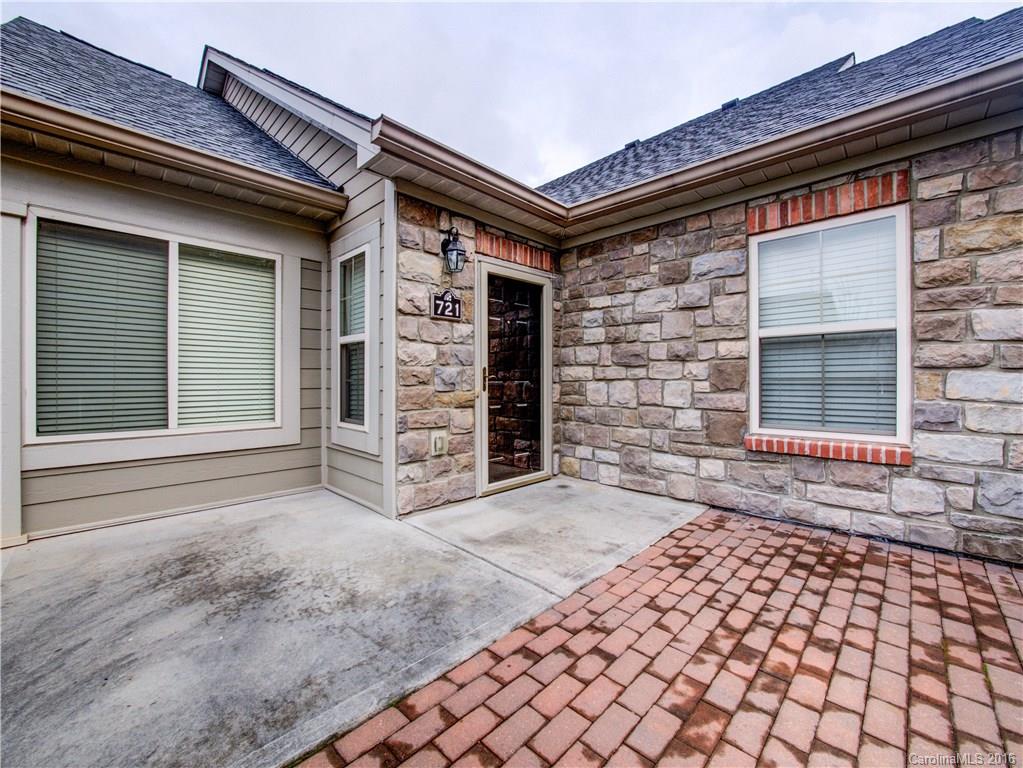 Stone Crest Villas - Residential