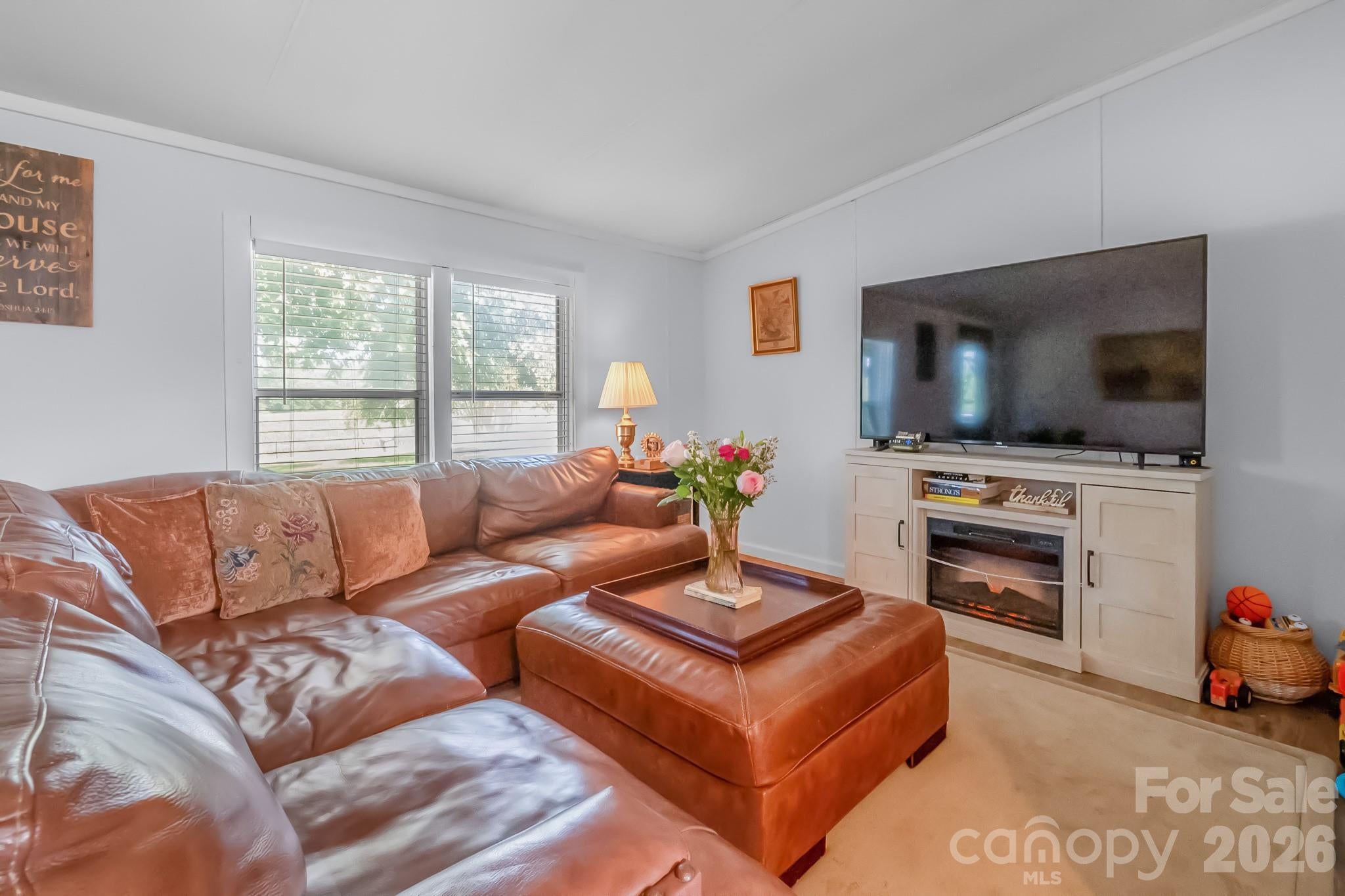 2412 Walnut Road