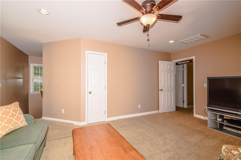 The Hamptons - Residential