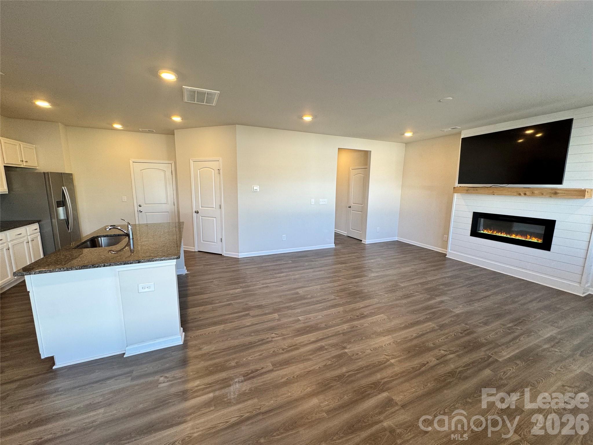 Weddington Pointe - Residential Lease
