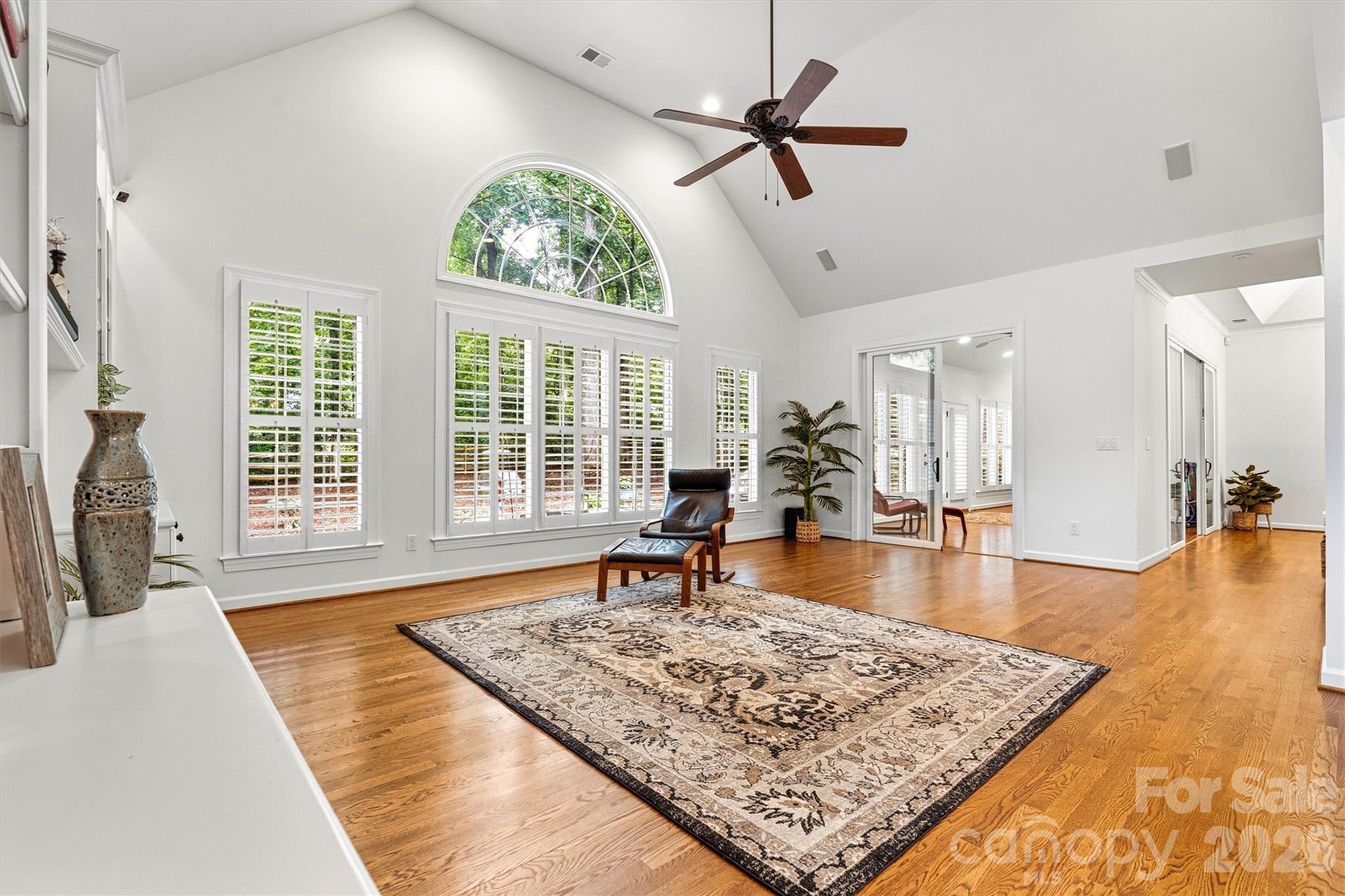 Davis Lake - Residential