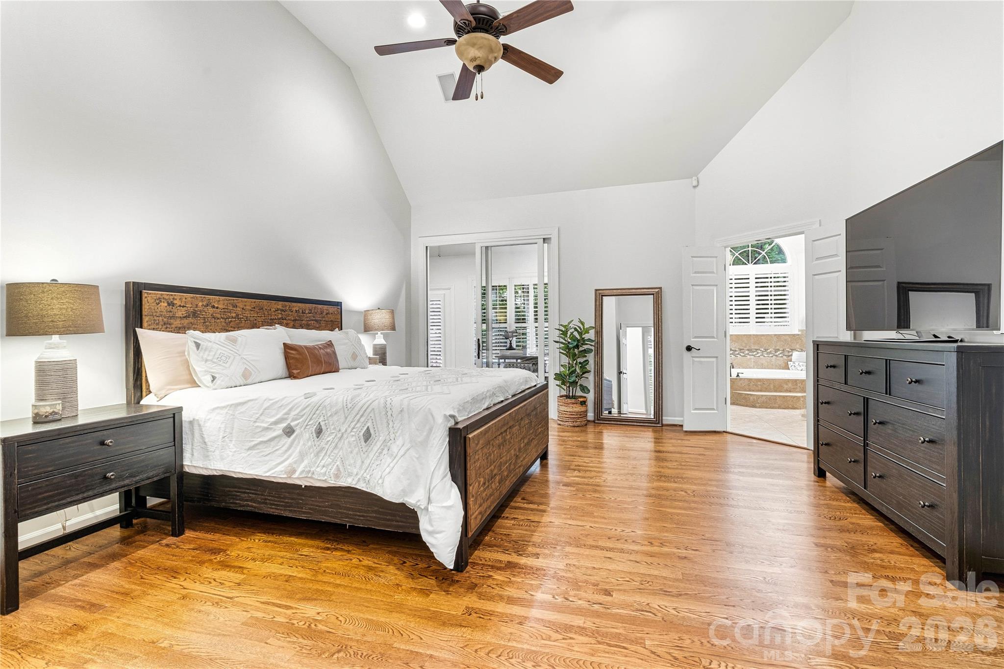 Davis Lake - Residential