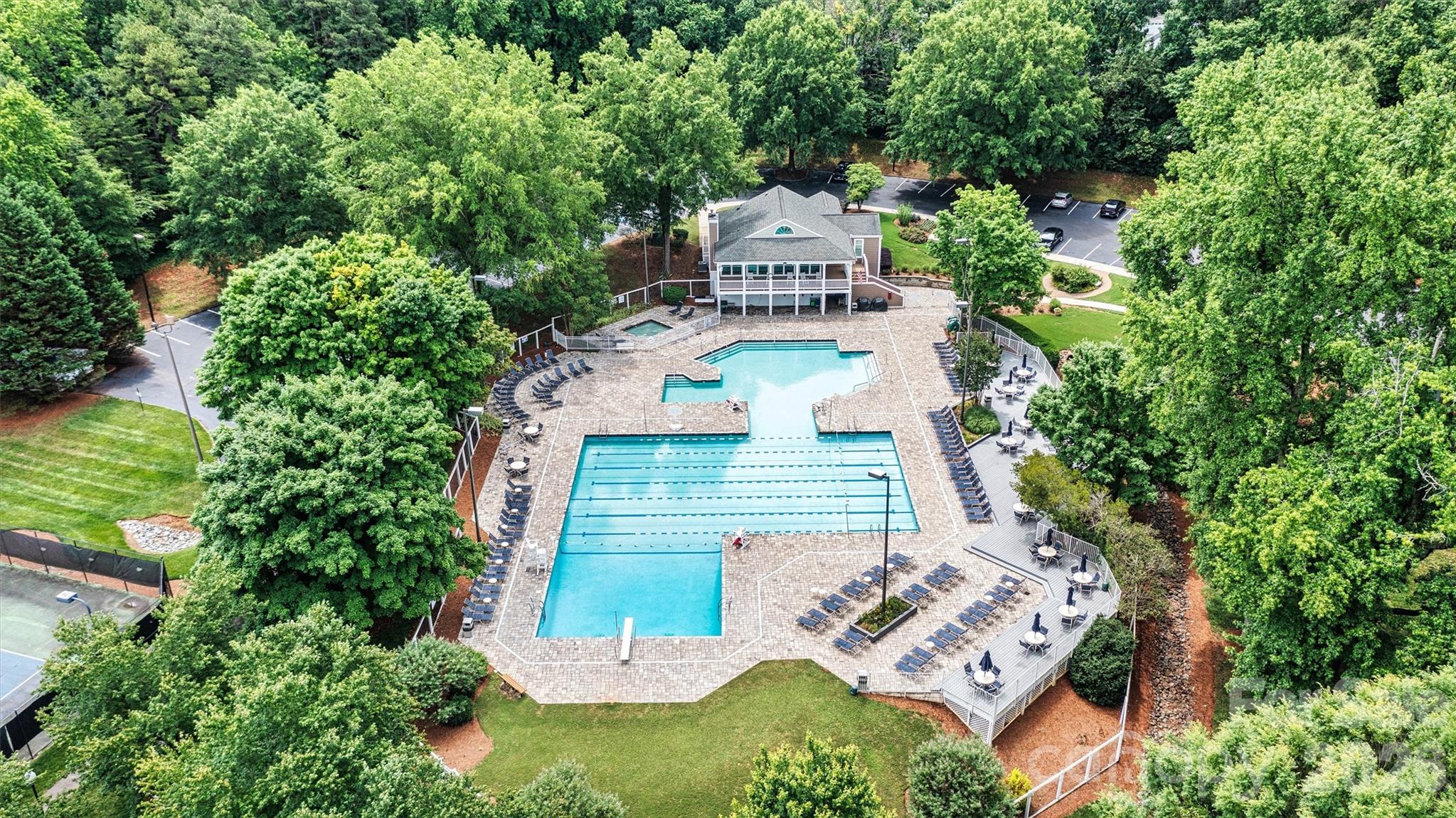 Davis Lake - Residential