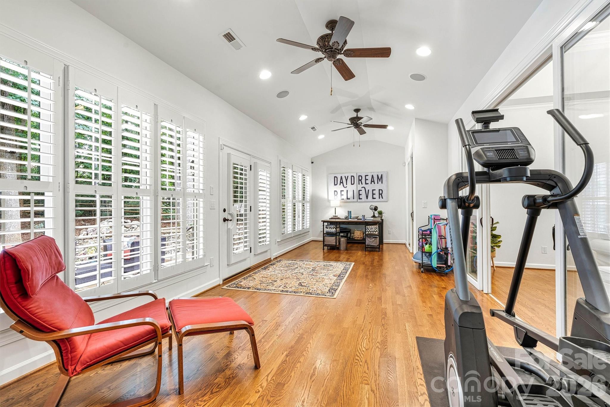 Davis Lake - Residential