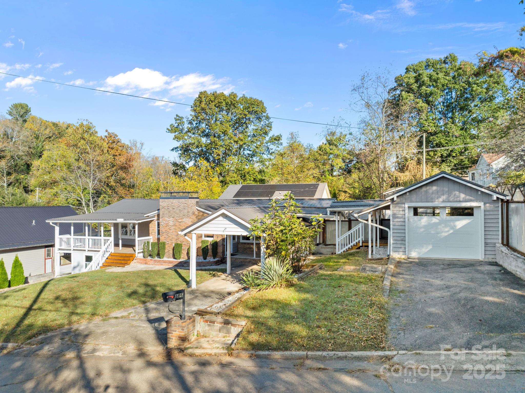 186 Joyner Avenue