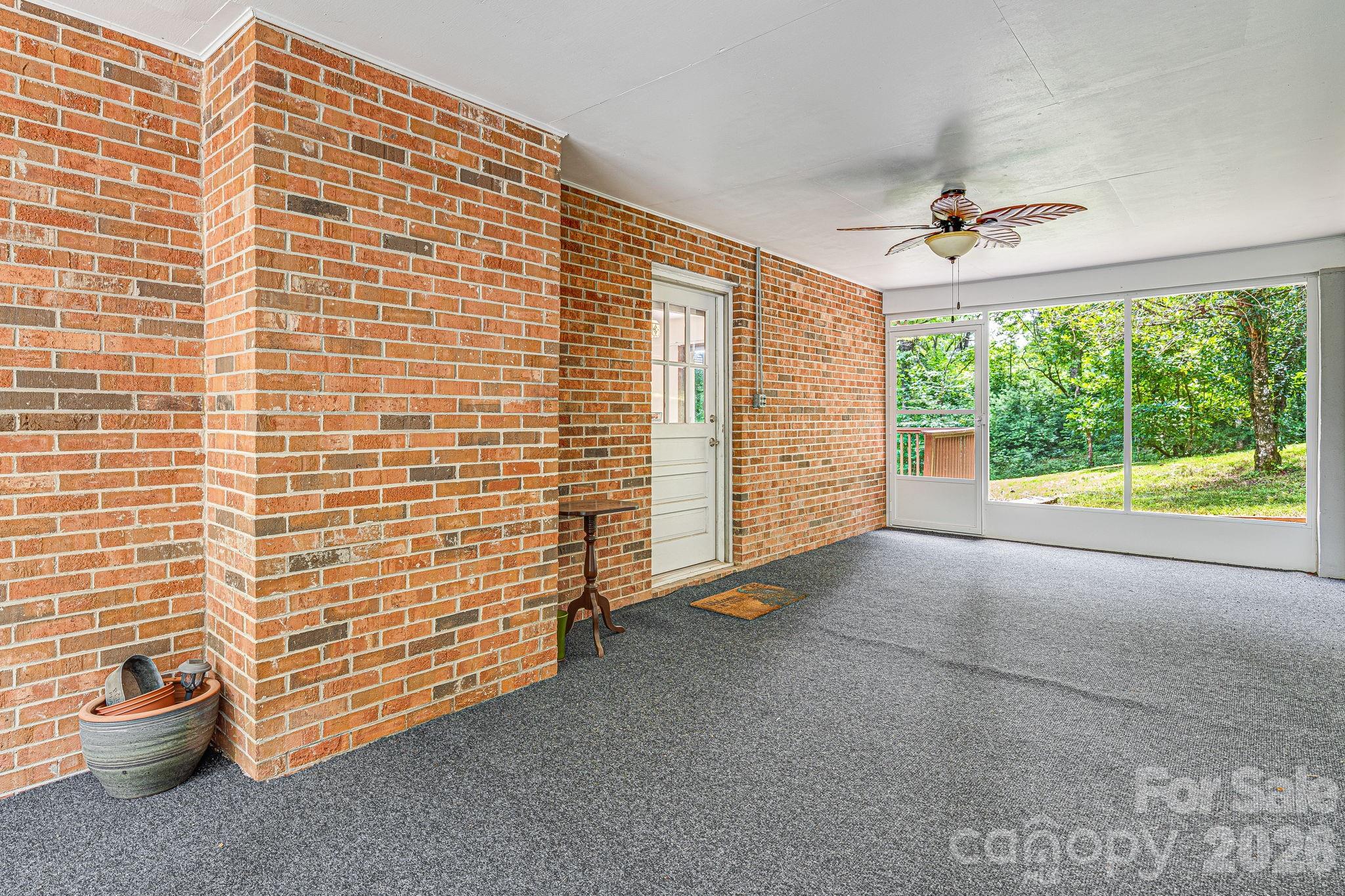 61 Spring Cove Drive