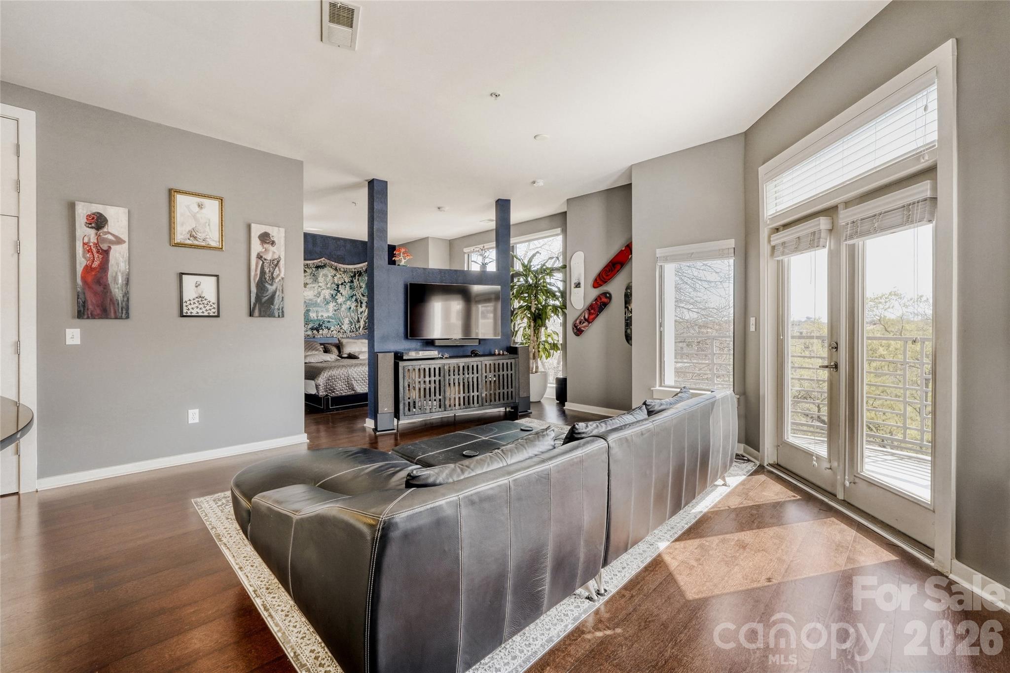 Court 6 - Residential