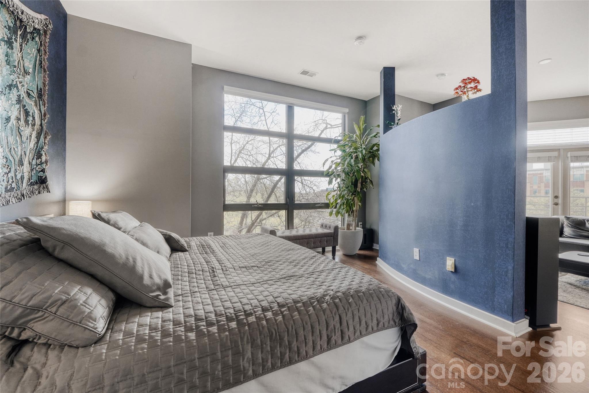 Court 6 - Residential