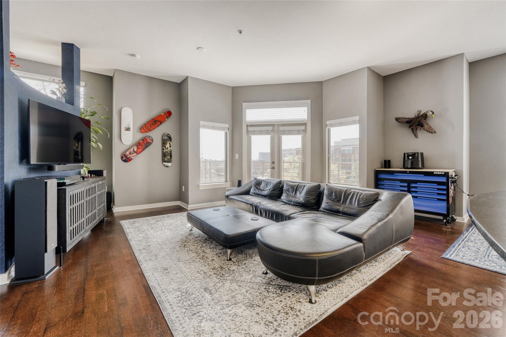 Court 6 - Residential