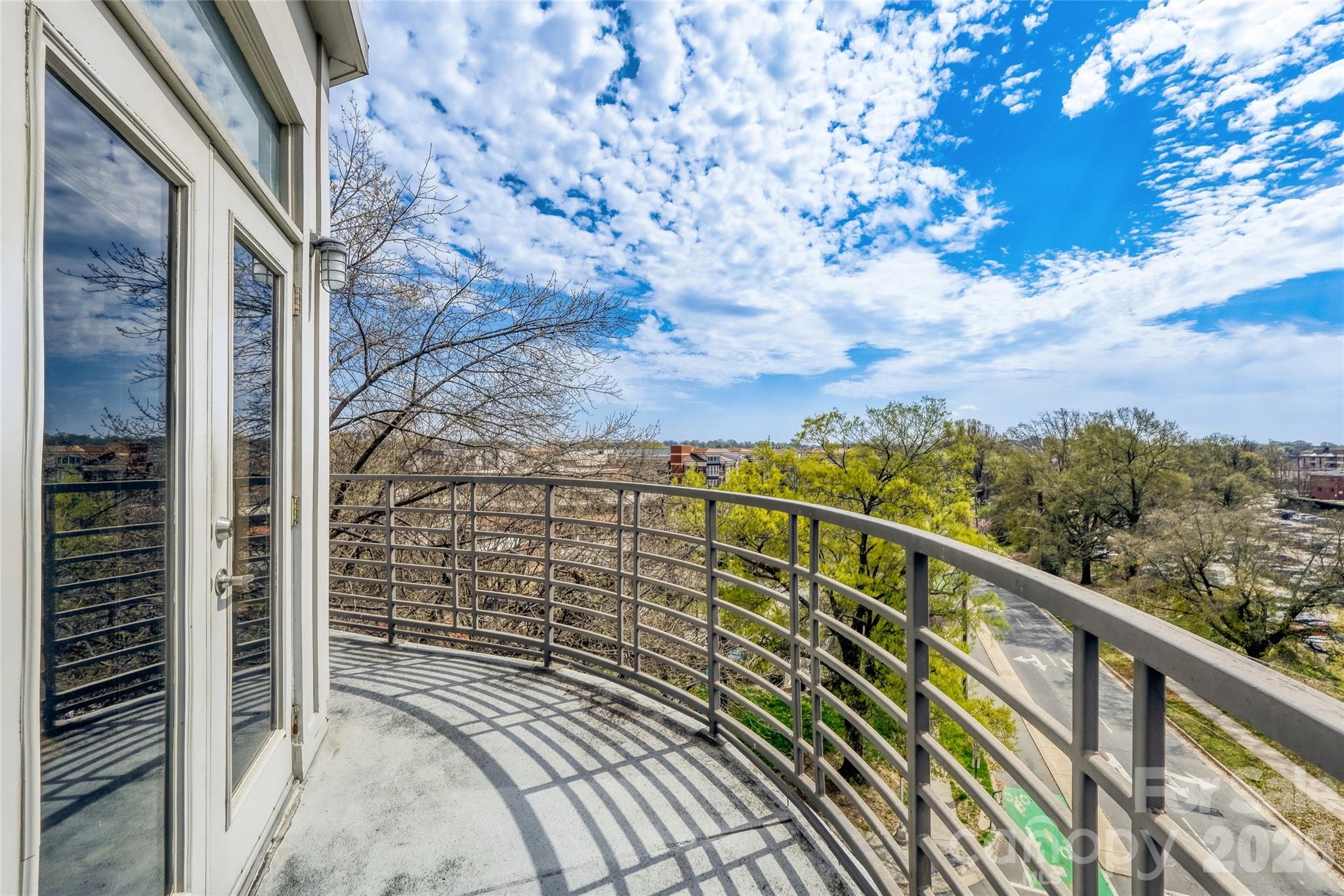 Court 6 - Residential