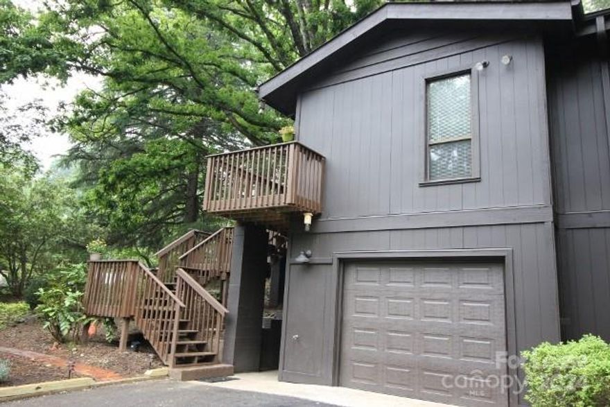 Warm and cozy unit walking distance to Tryon.  Features two bedrooms, two full baths, open living room with fireplace and dining area.  Galley kitchen with appliances.  Washer/Dryer in entrance hall closet. Garage below has alot of storage area. A pet will be considered, non refundable pet deposit. ($500),  NO SMOKERS
Available May 2024