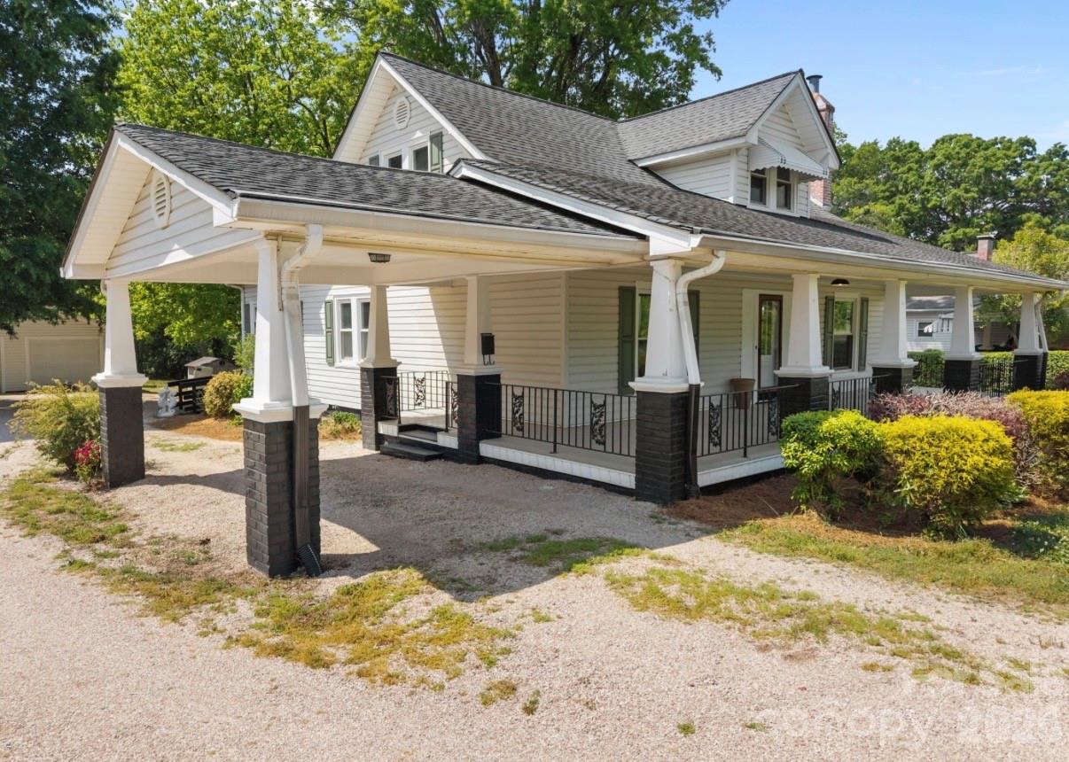 2407 N Main Street