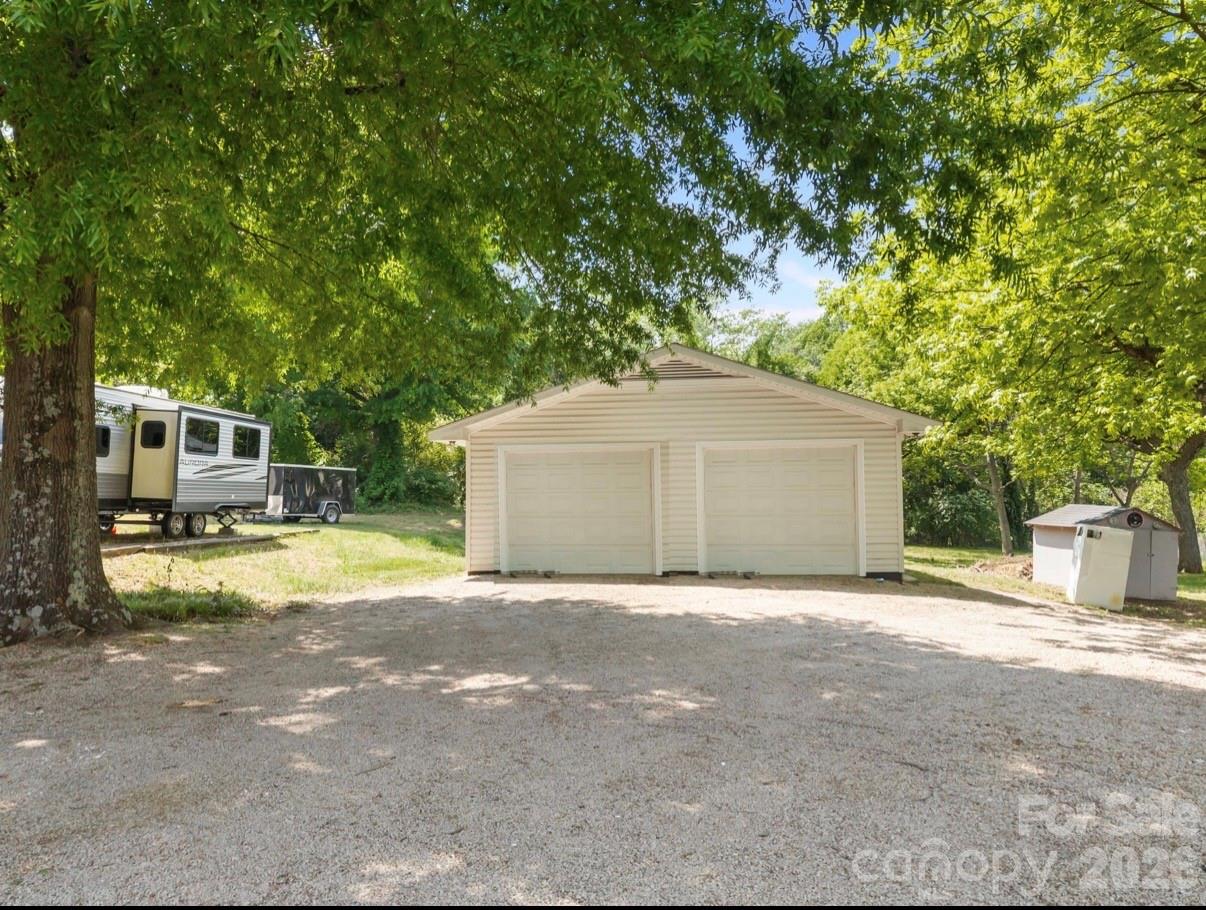2407 N Main Street