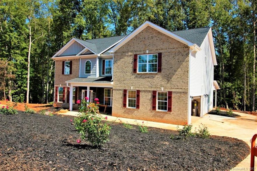 Welcome to The Estate at Glenmoor in historic York, "The Charleston of the Upstate"! Your just 5 minutes f/downtown york's quaint restaurants, theatres, and shops but you'll enjoy your privacy. This home is under construction, w/master on main, guest bedroom up with bonus, office, media room.  Get in early to pick your wood, carpet, granite and paint colors! .Cul de sac lot backs up to woods.
