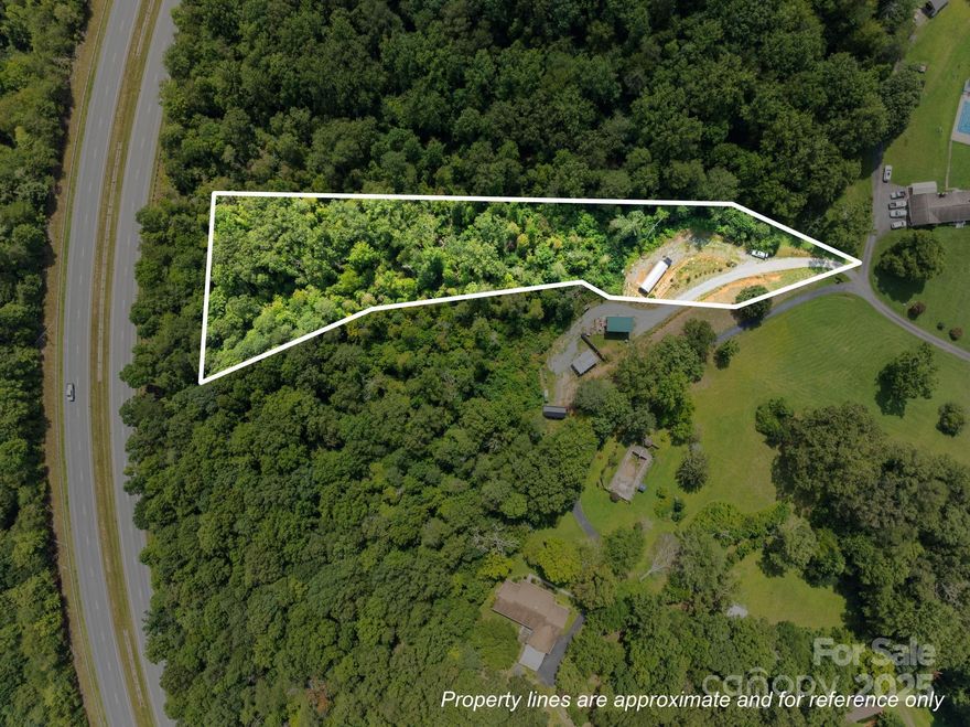 Two Acres of Unrestricted Land with Subdivision Potential - Ideal for Investors or Privacy Seekers

This beautiful two-acre parcel of unrestricted land offers endless possibilities! With the capability to subdivide for additional housing, this property is perfect for investors or individuals looking to build their dream home in a private setting. Enjoy the perfect balance of seclusion and convenience, located just a short 10-minute drive from downtown Dillsboro and Sylva. Plus, it's in close proximity to Western Carolina University, making it an attractive option for students, faculty, or anyone looking to tap into the area's vibrant community.

Whether you're looking to create a private retreat or develop a multi-home property, this land offers the flexibility you need to make your vision a reality. Don’t miss this rare opportunity to own unrestricted land in a prime location!