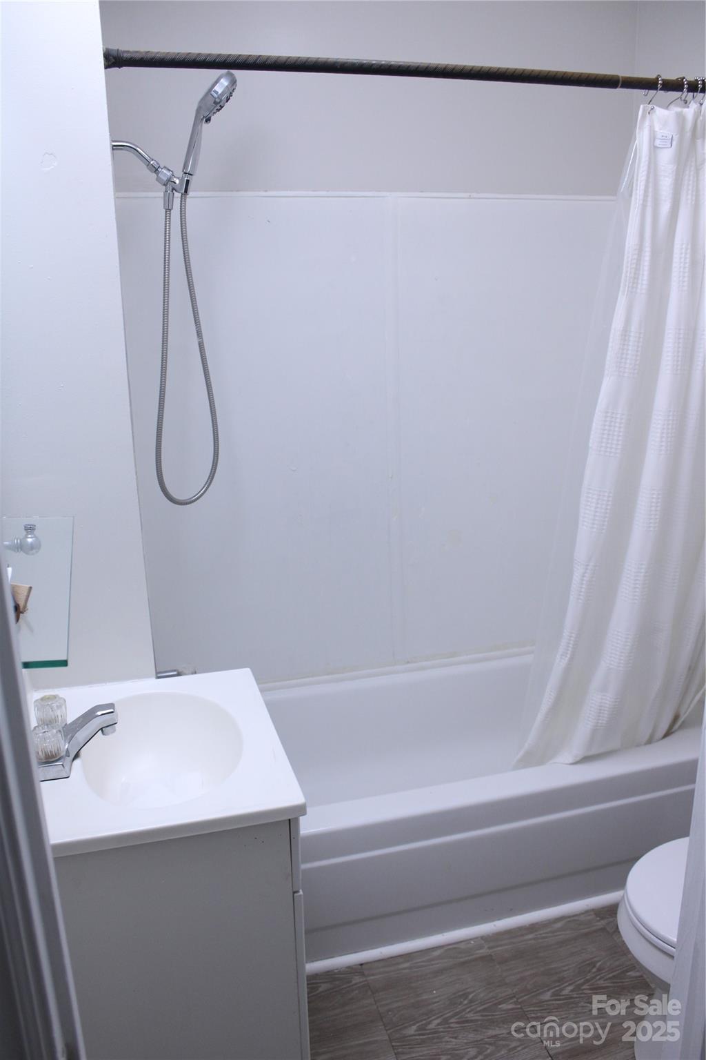 D B Hanna - Residential