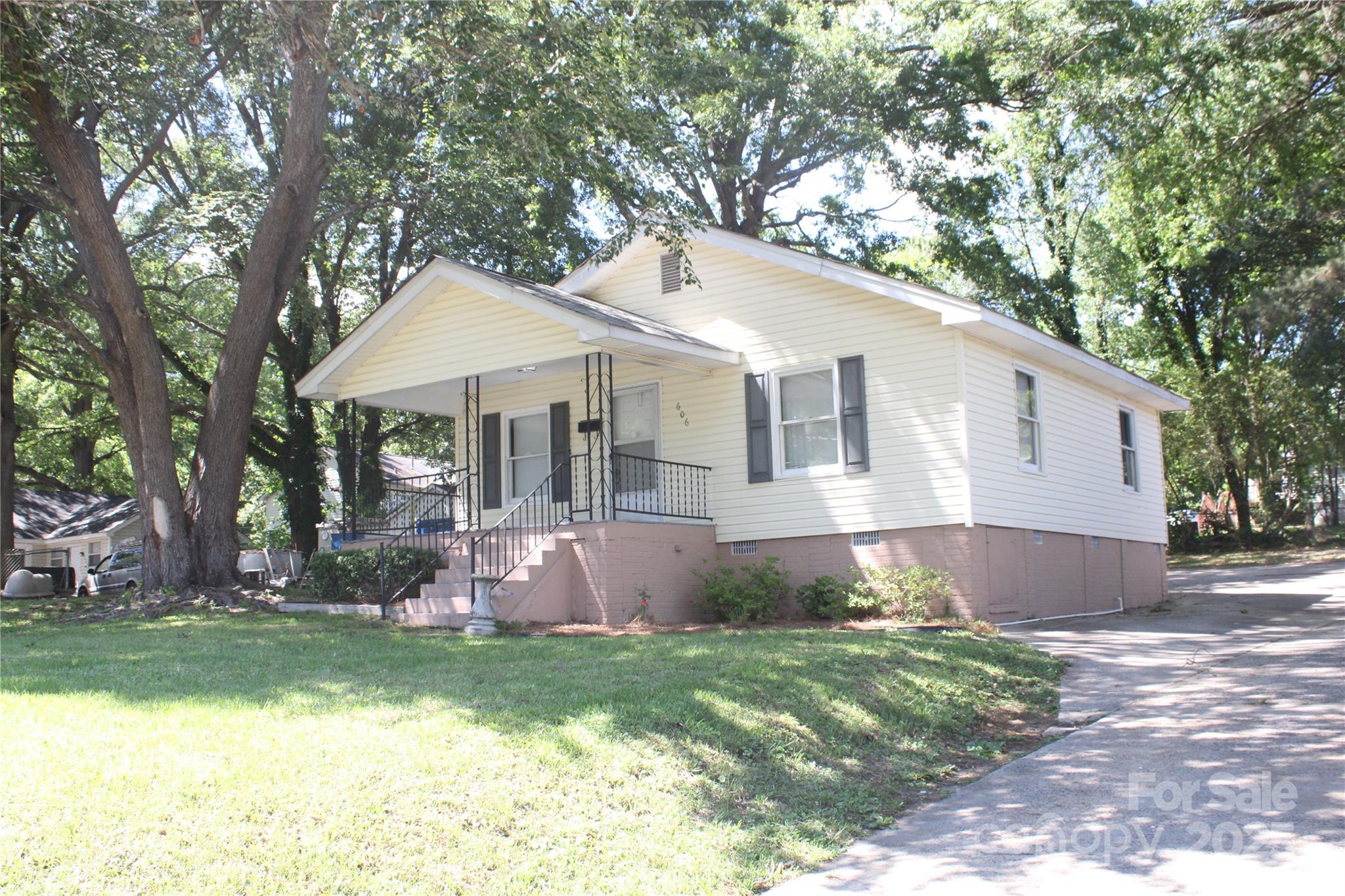 D B Hanna - Residential