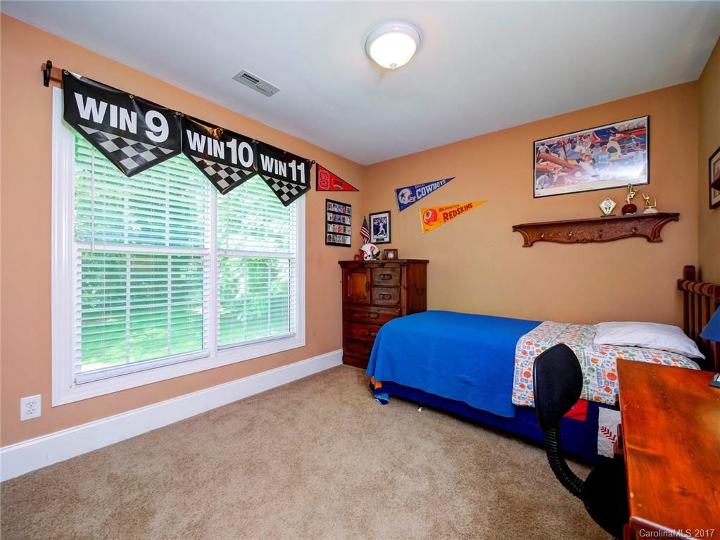 Pond Lane - Residential