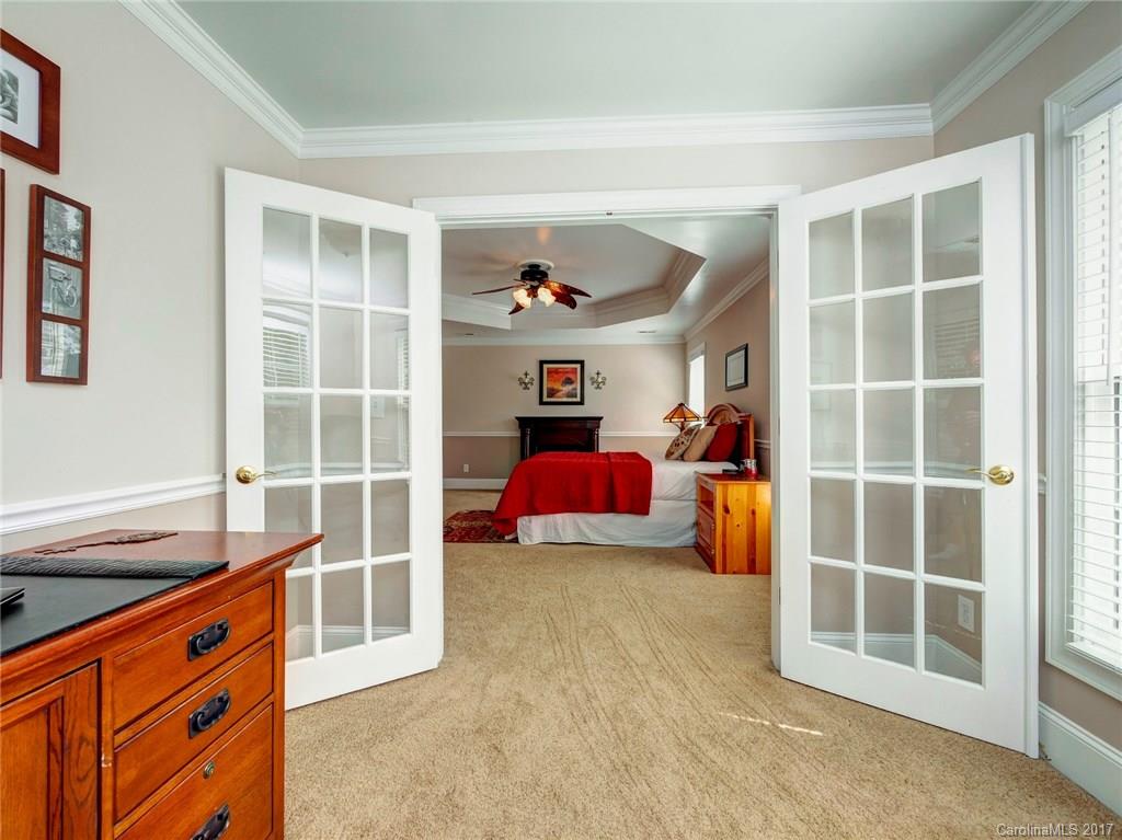 Pond Lane - Residential