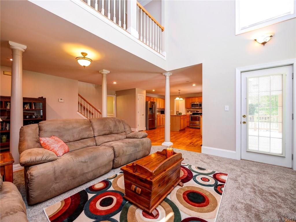 Pond Lane - Residential