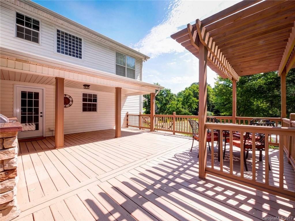 Pond Lane - Residential