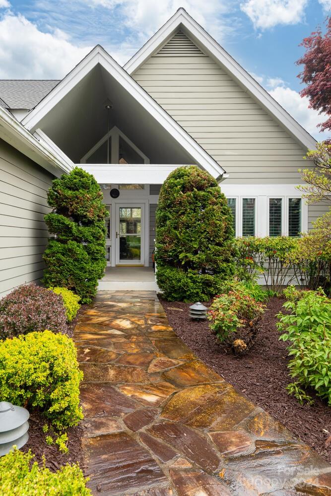 150 Overlook Drive