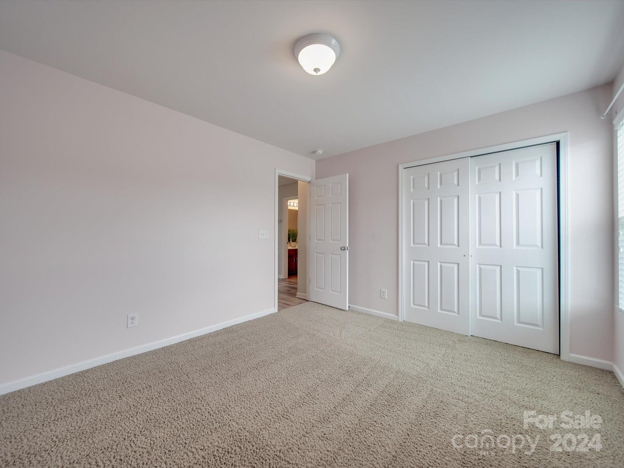 Fieldstone Farm - Residential