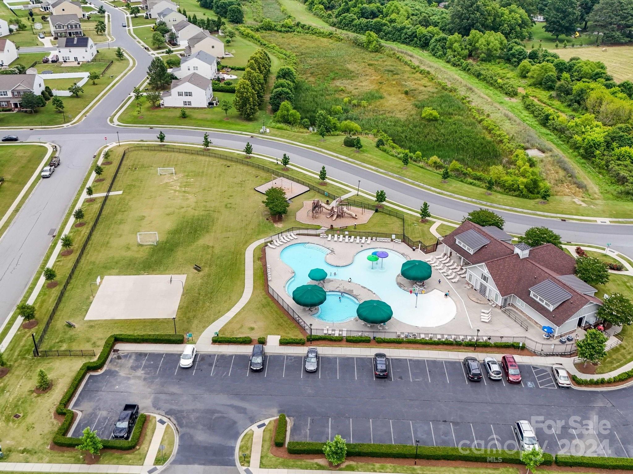 Fieldstone Farm - Residential