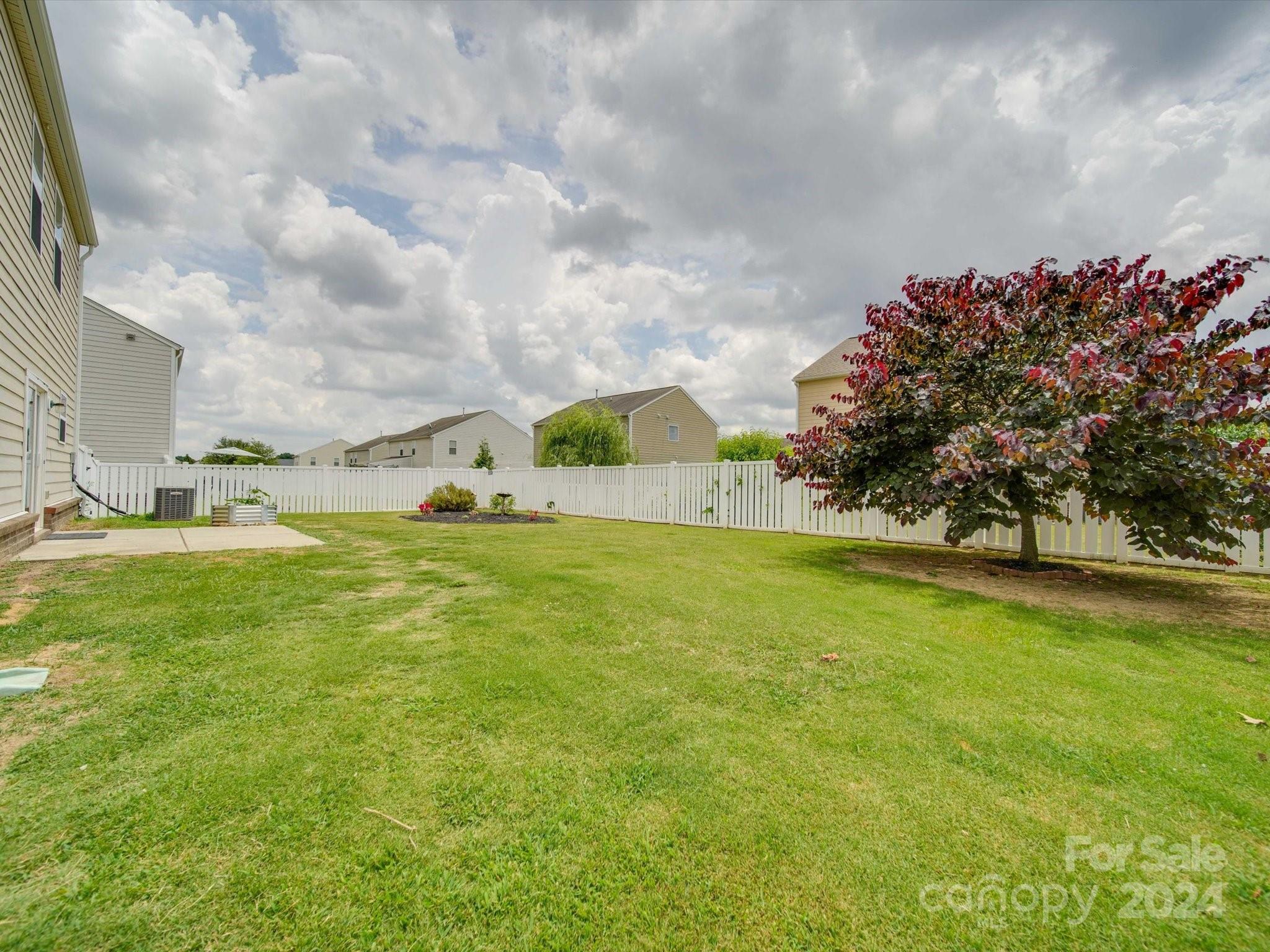 Fieldstone Farm - Residential