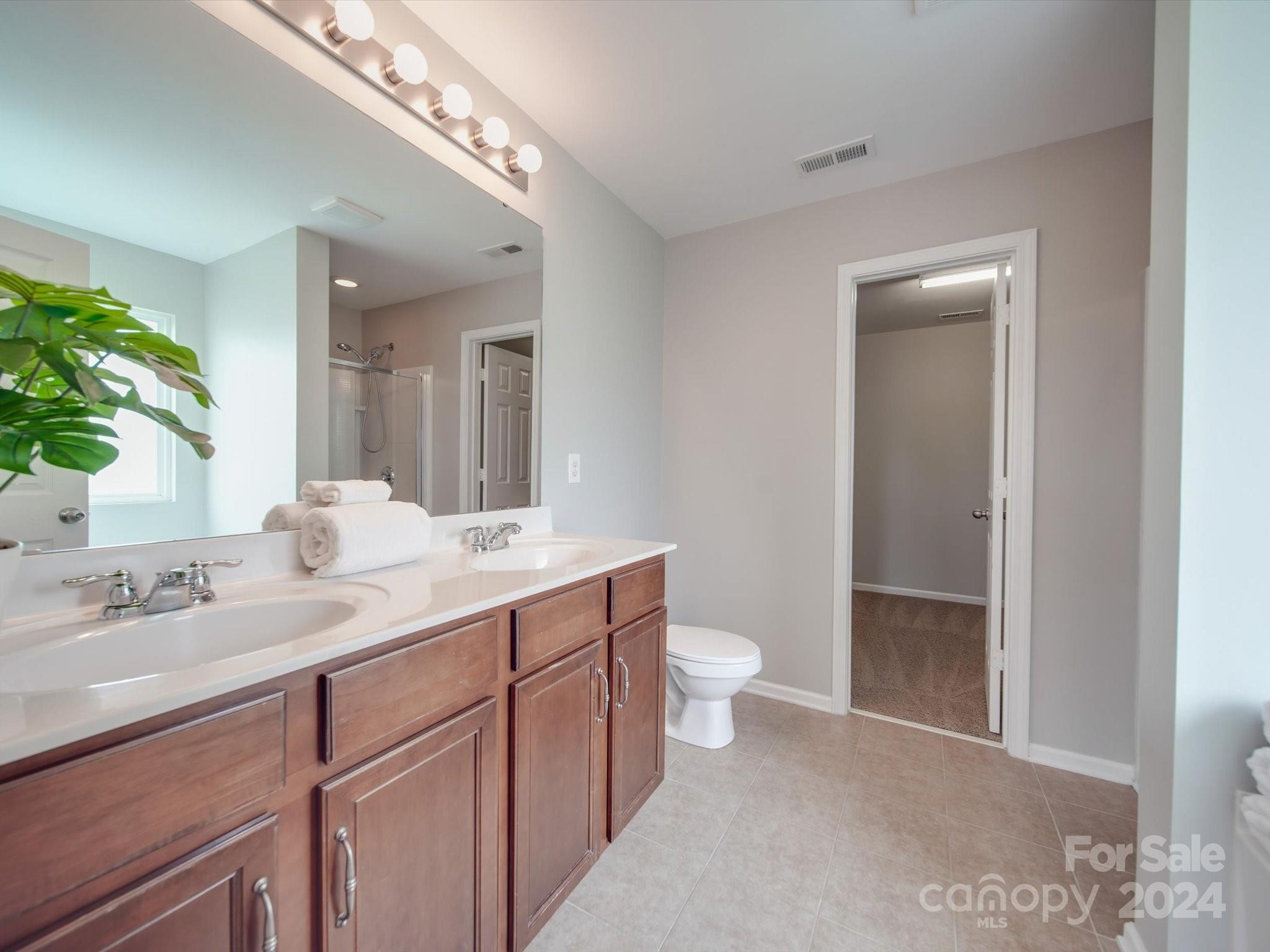 Fieldstone Farm - Residential