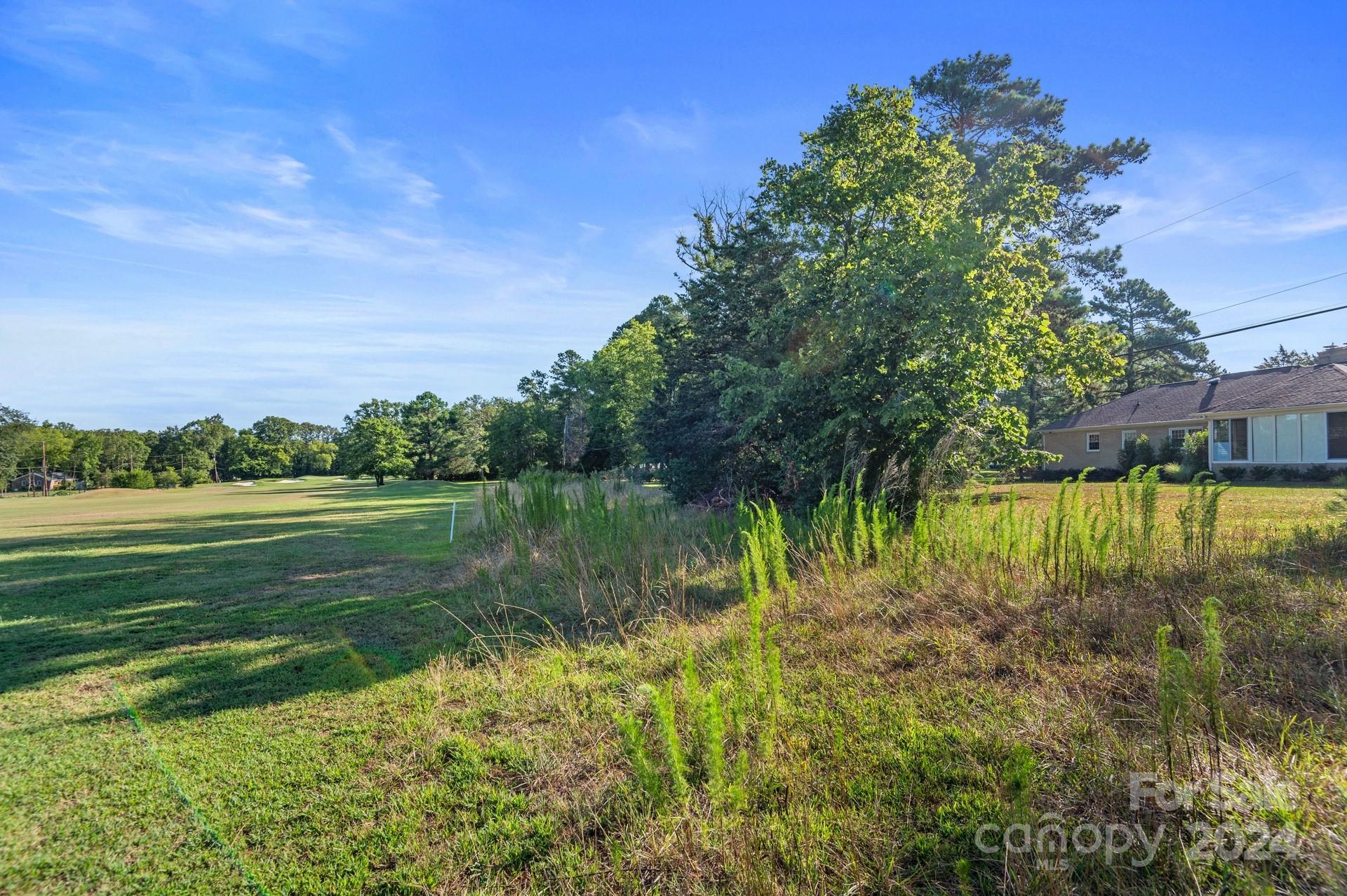 Country Club Estates - Residential