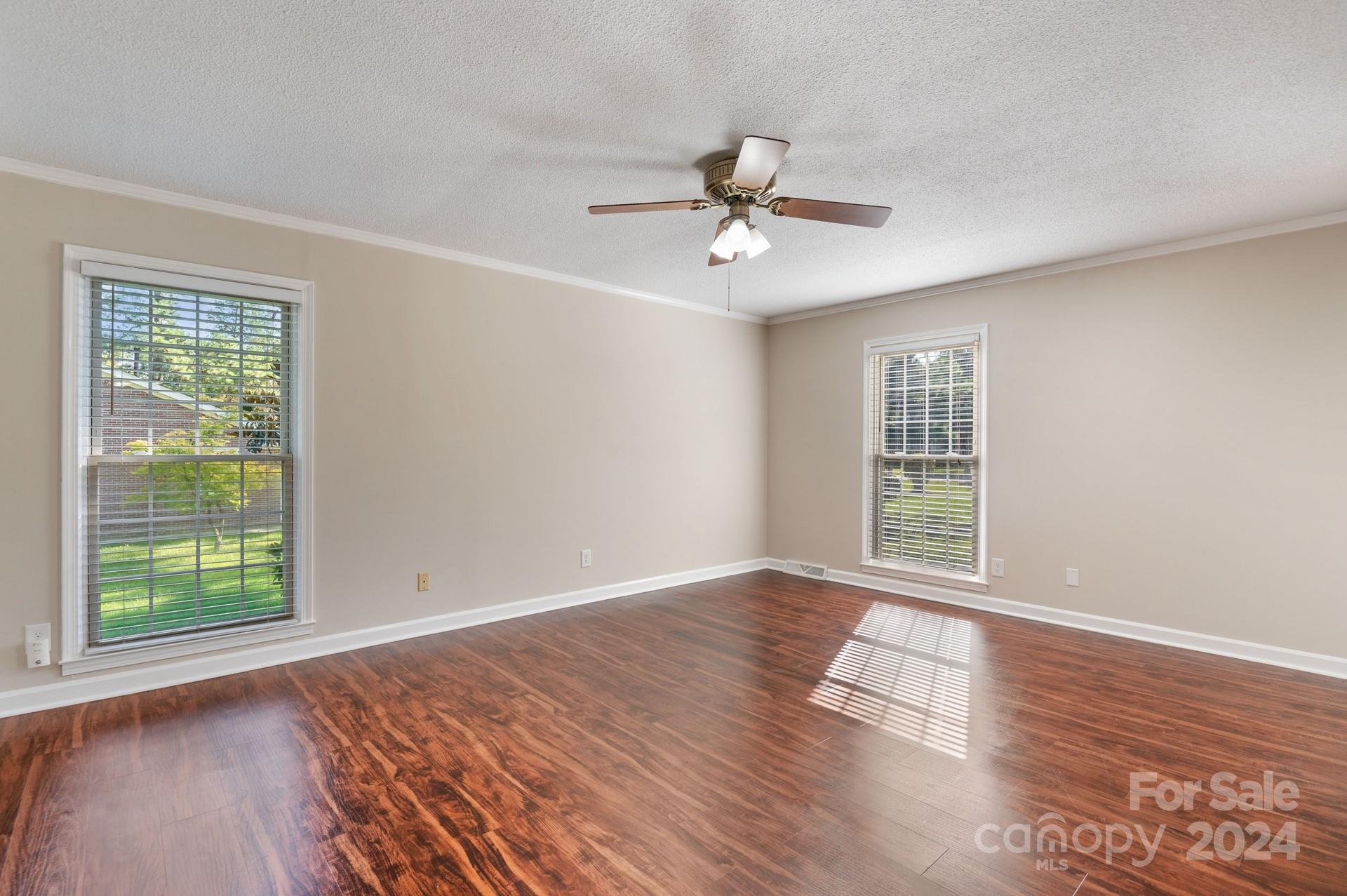 Country Club Estates - Residential