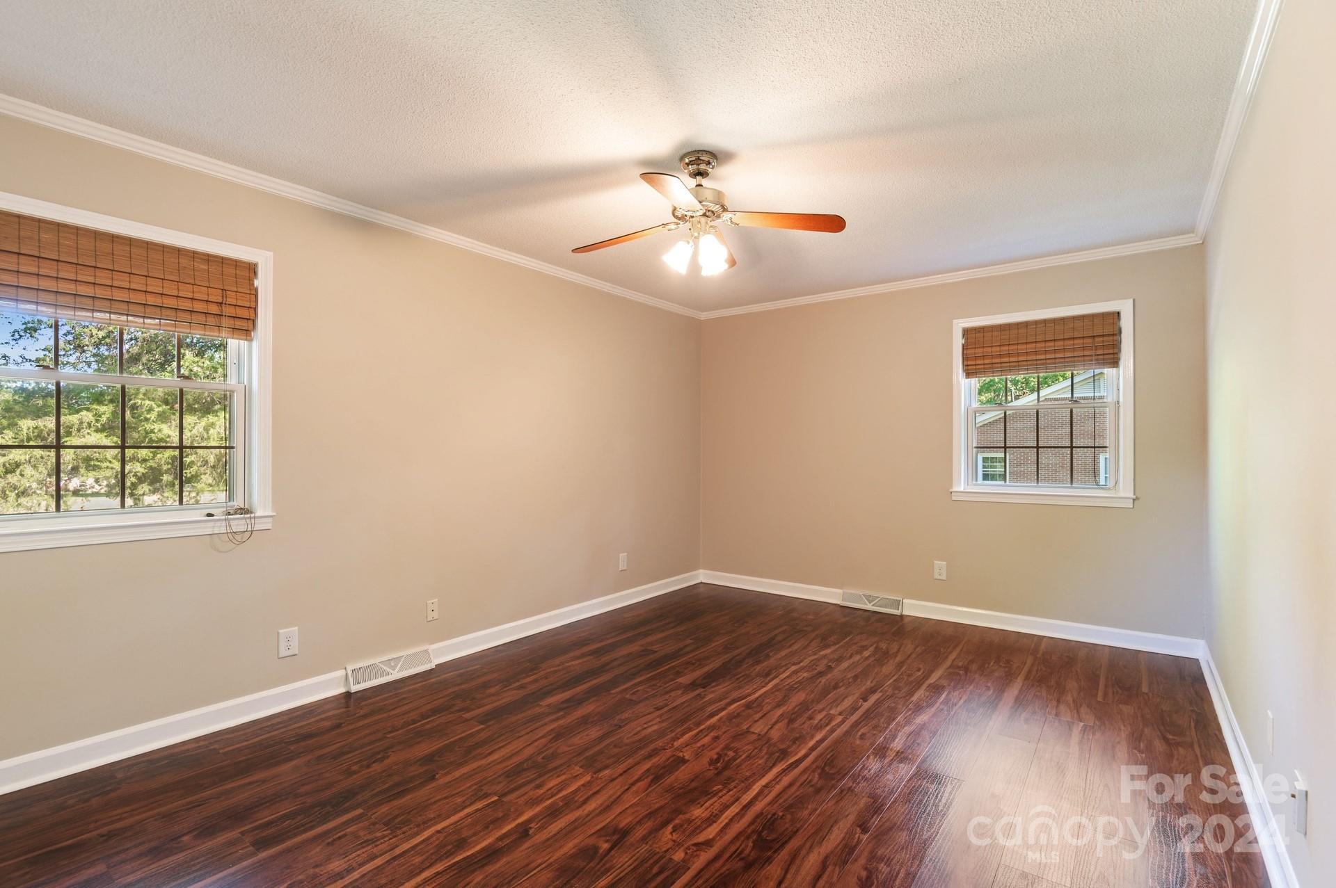 Country Club Estates - Residential