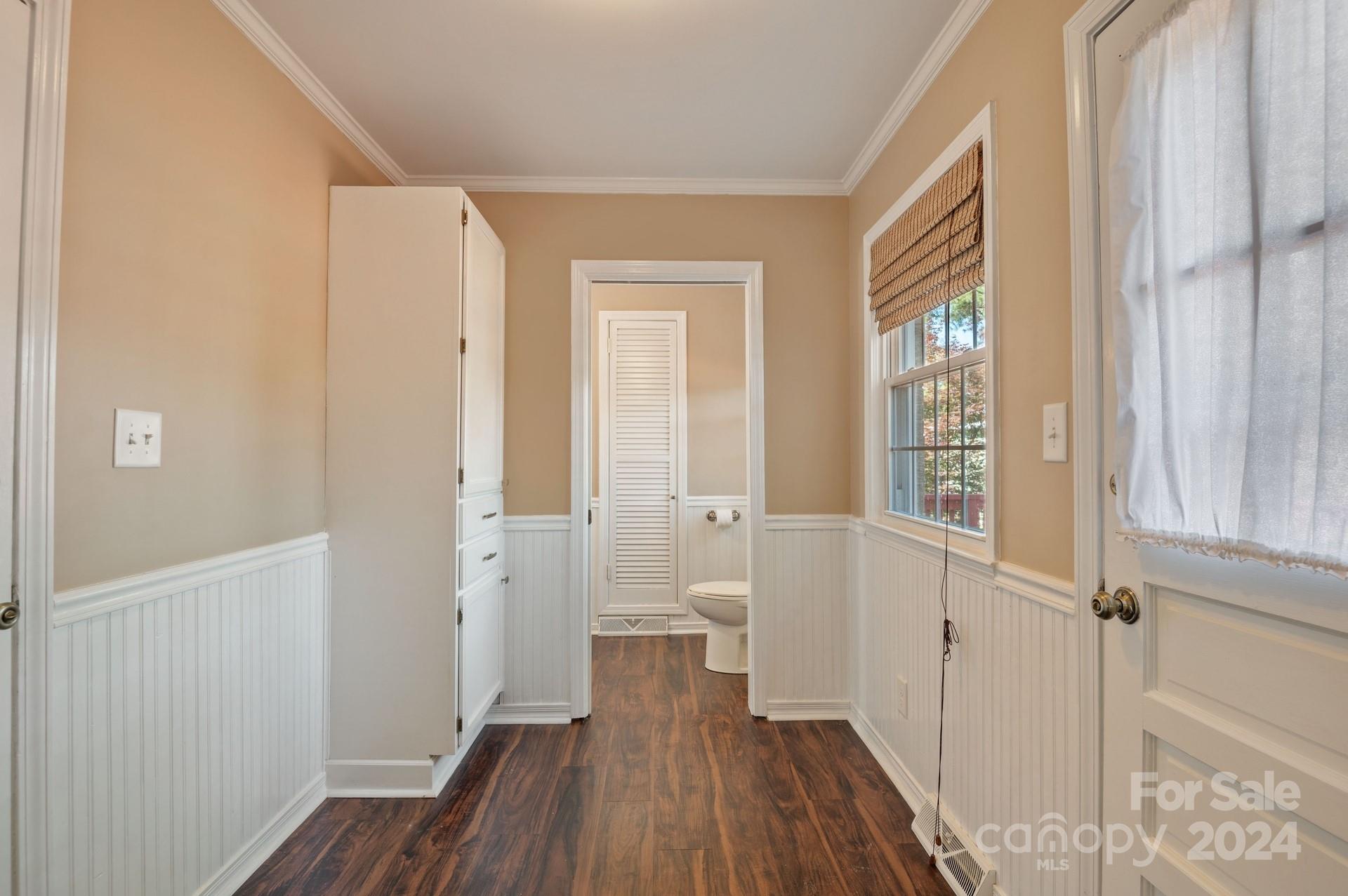 Country Club Estates - Residential