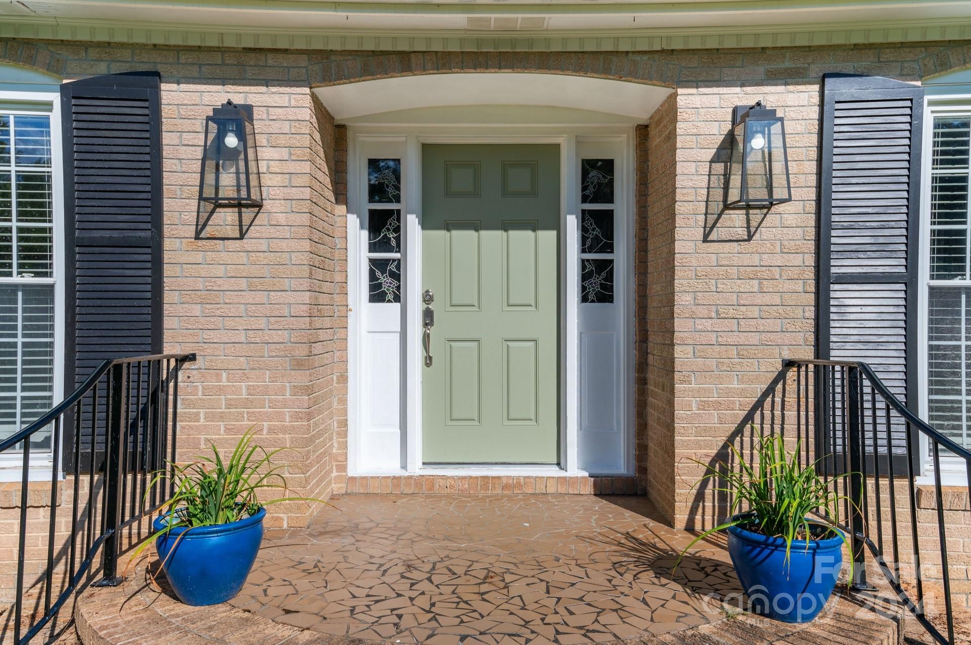 Country Club Estates - Residential