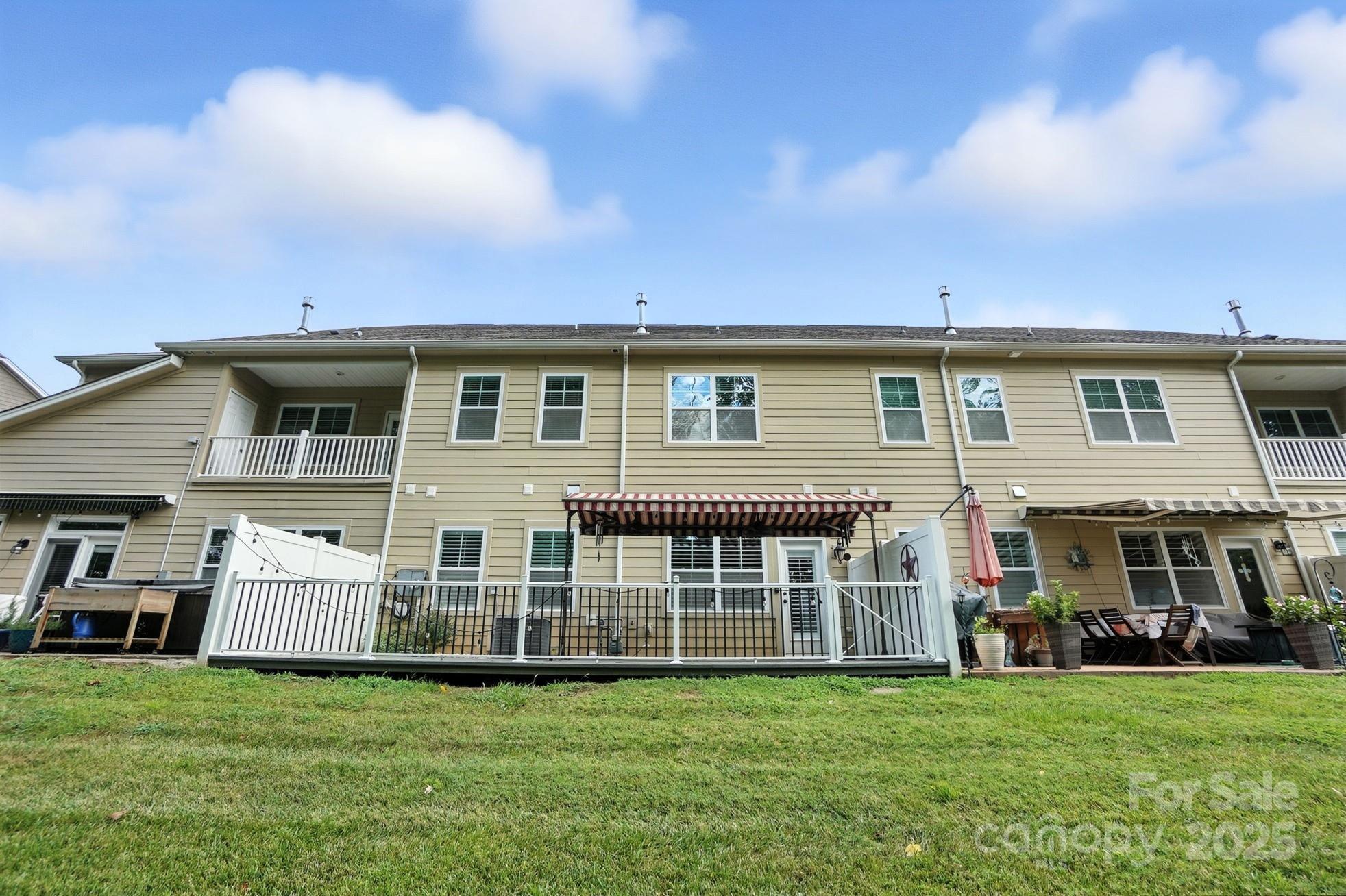 The Vineyards on Lake Wylie - Residential