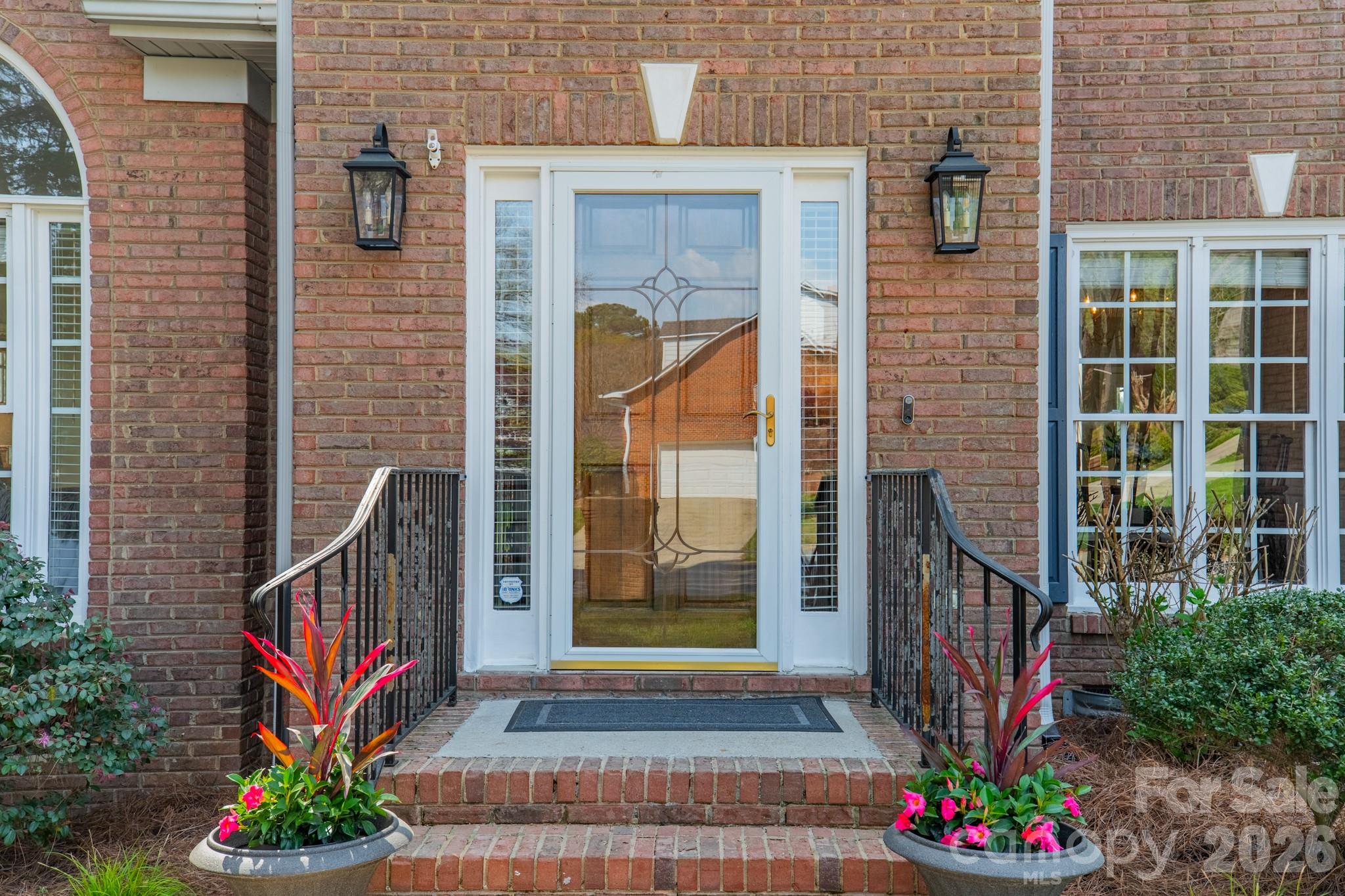 4504 Willow Croft Court