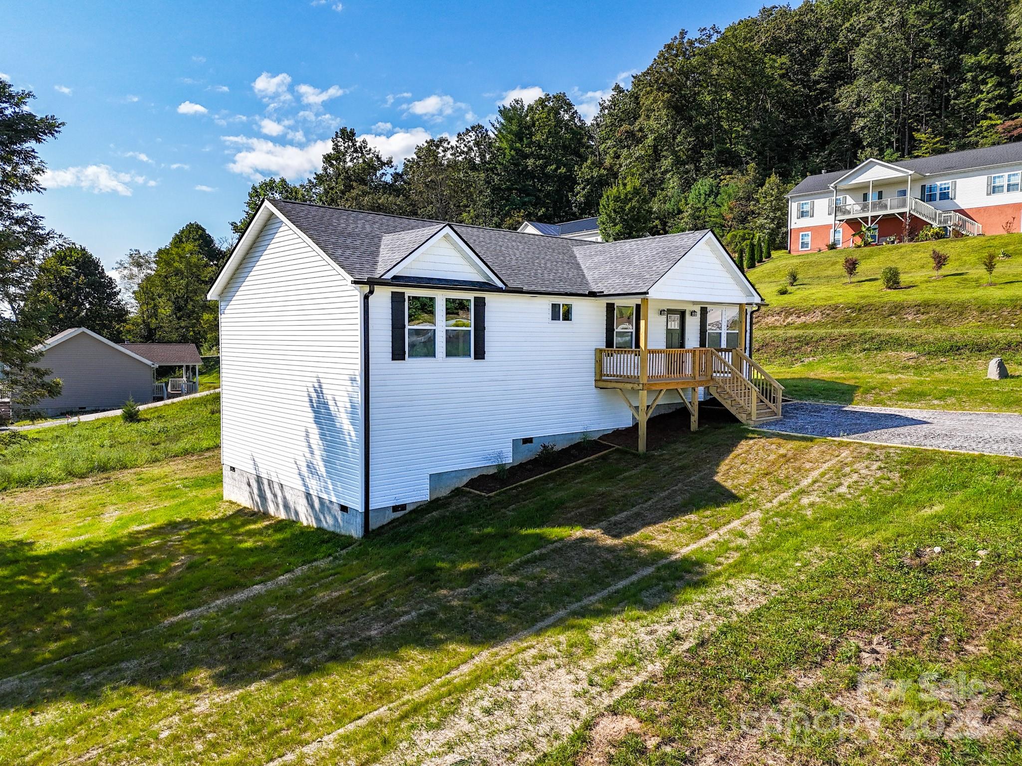 271 Freeman Place Trail