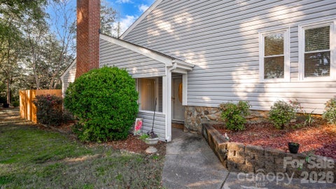 Photo of 1702 Renard Ridge Road, Charlotte, NC 28212 (MLS # 4435819)