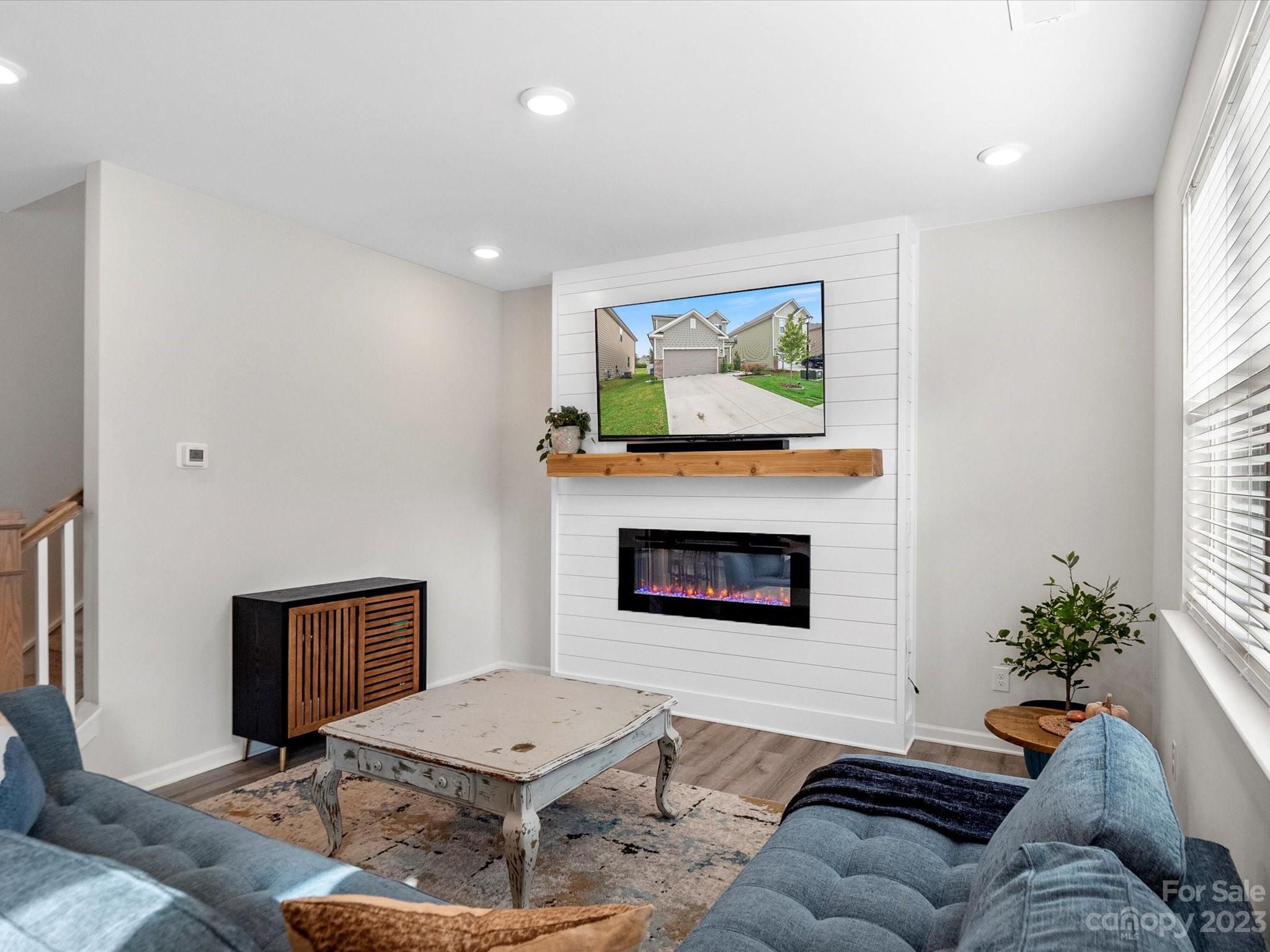 Weddington Pointe - Residential