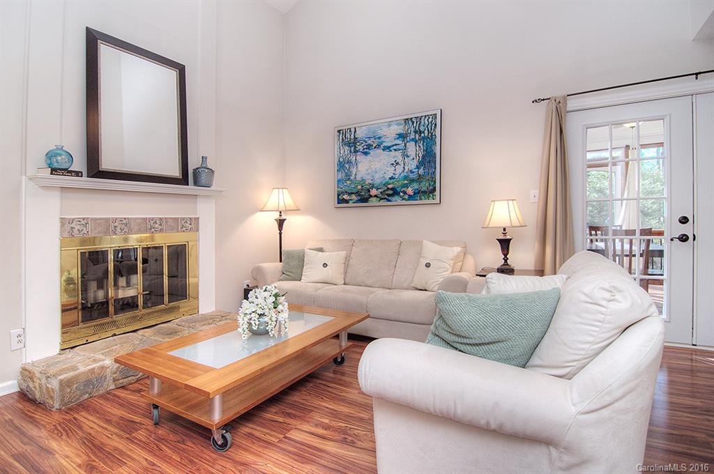 Tega Cay - Residential