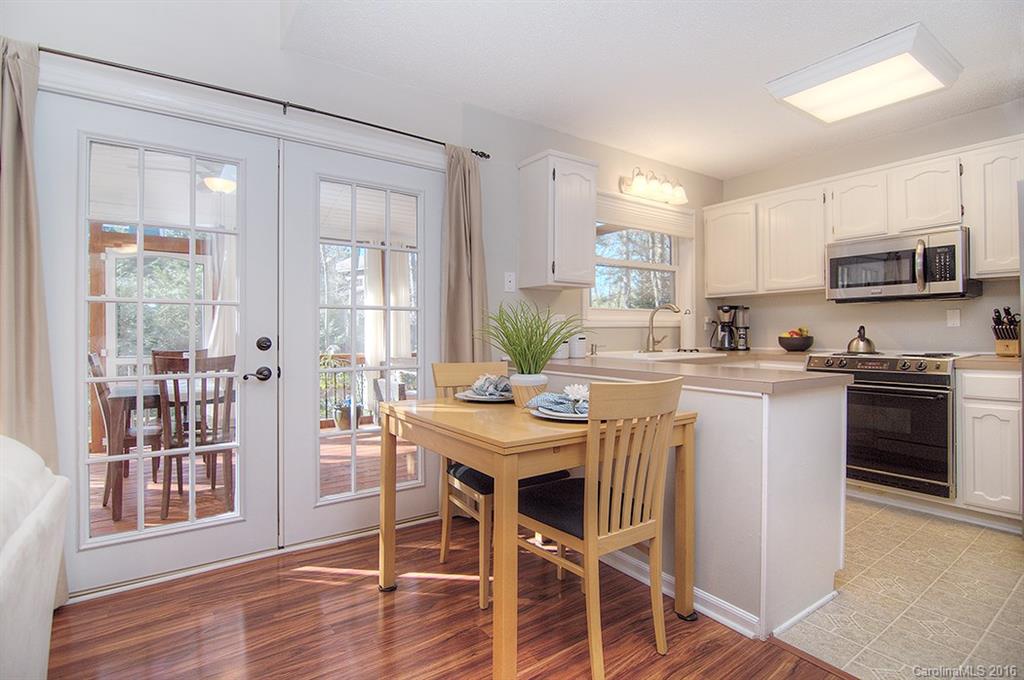 Tega Cay - Residential