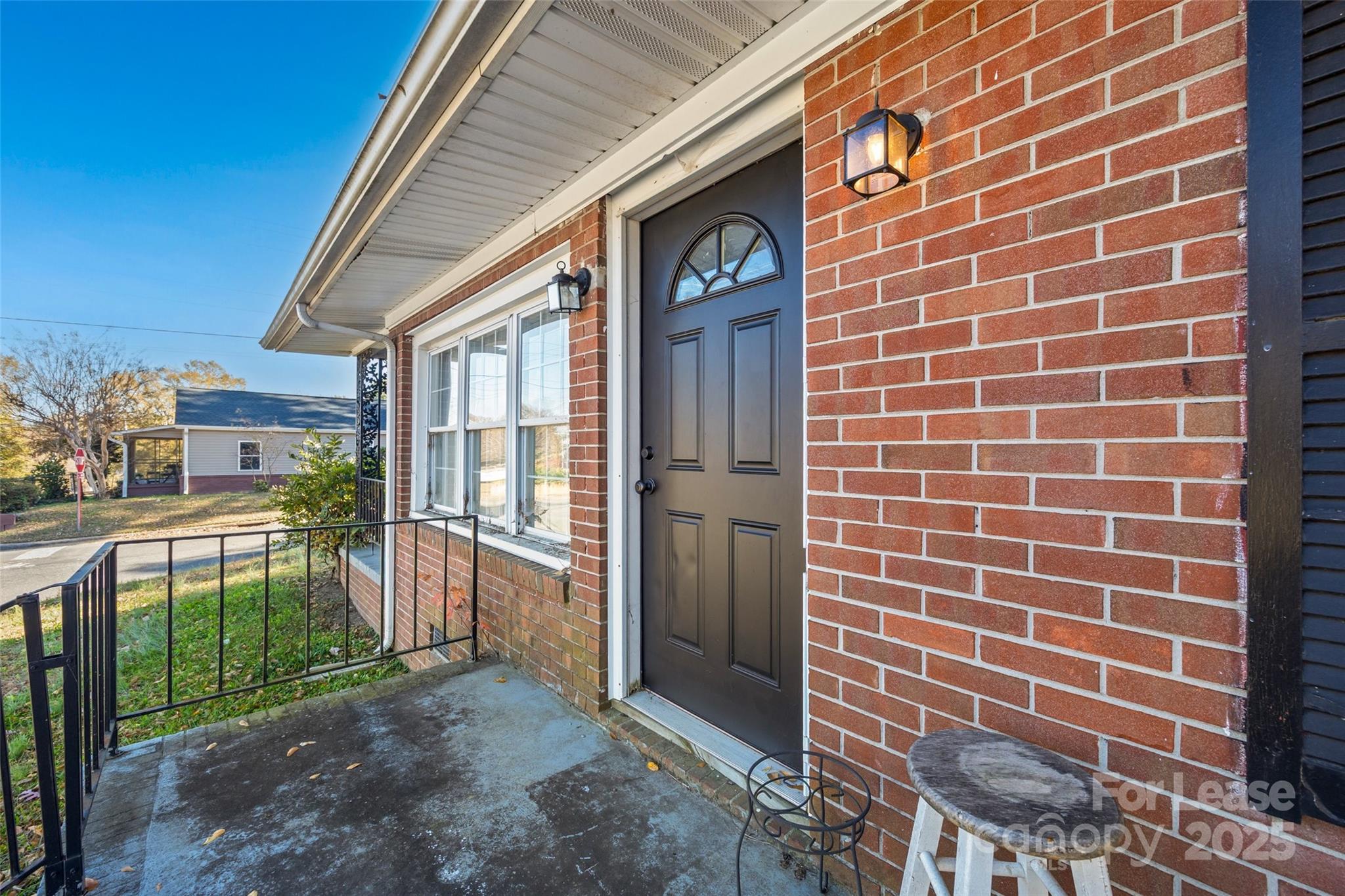 Unknown - Residential Lease