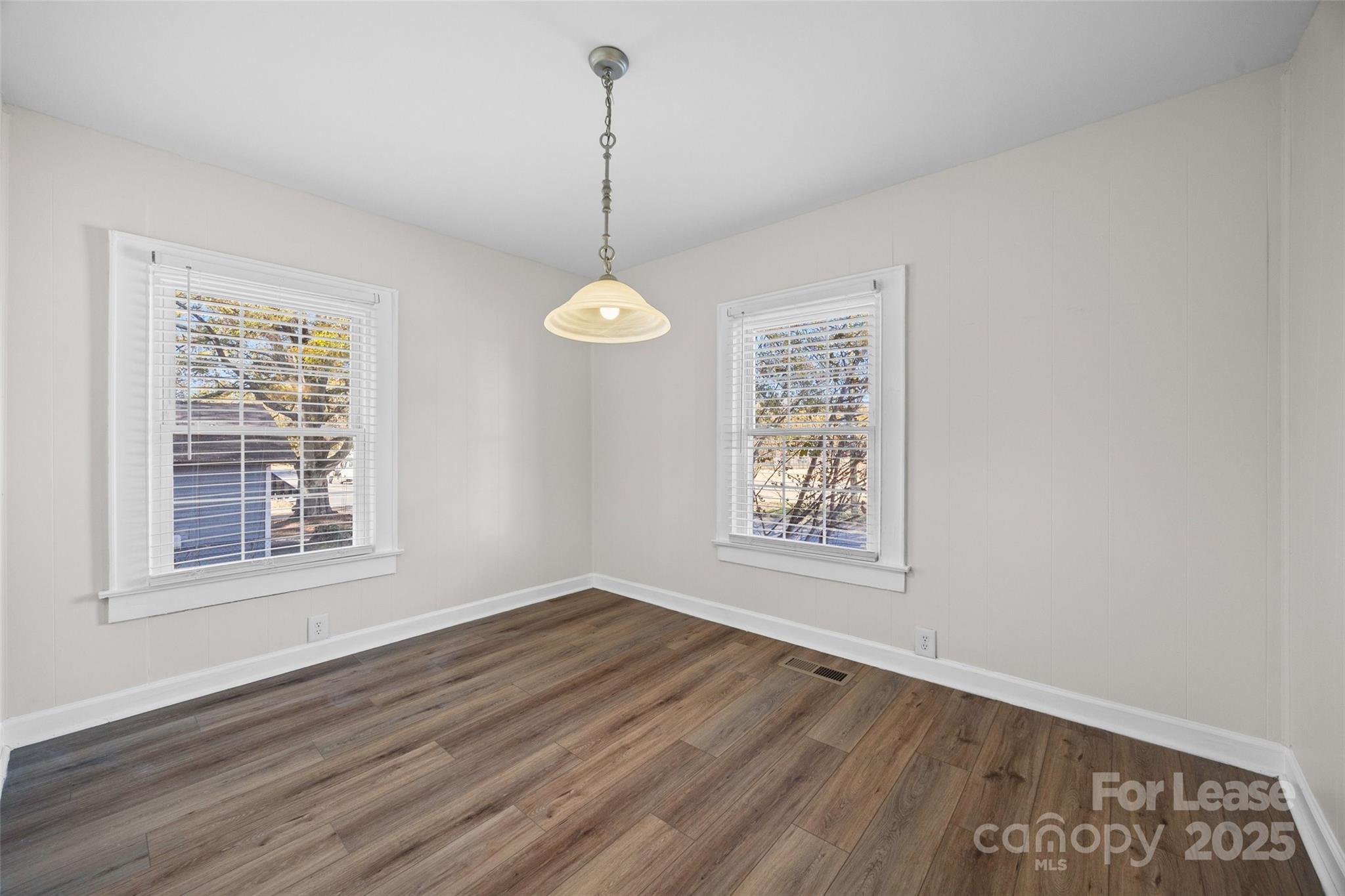 Unknown - Residential Lease