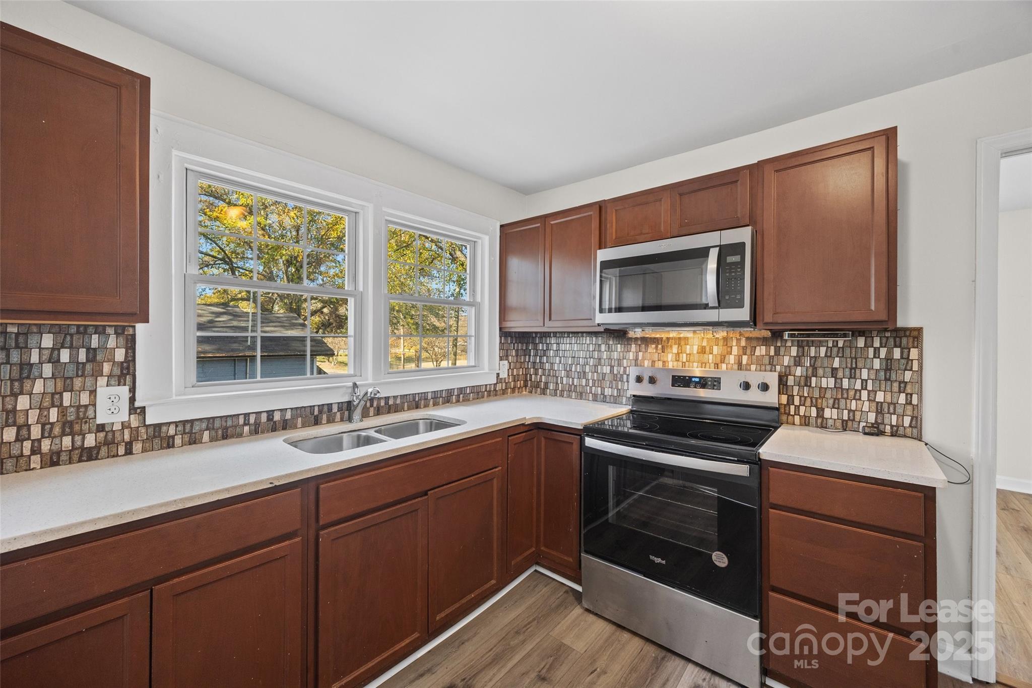 Unknown - Residential Lease