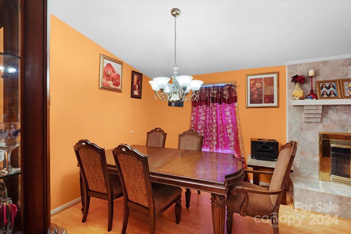 Steele Oaks - Residential