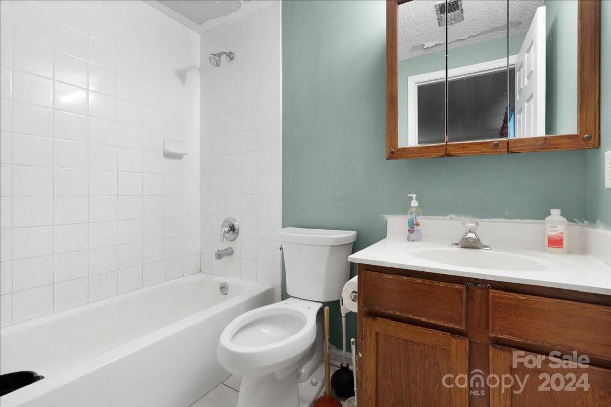 Steele Oaks - Residential