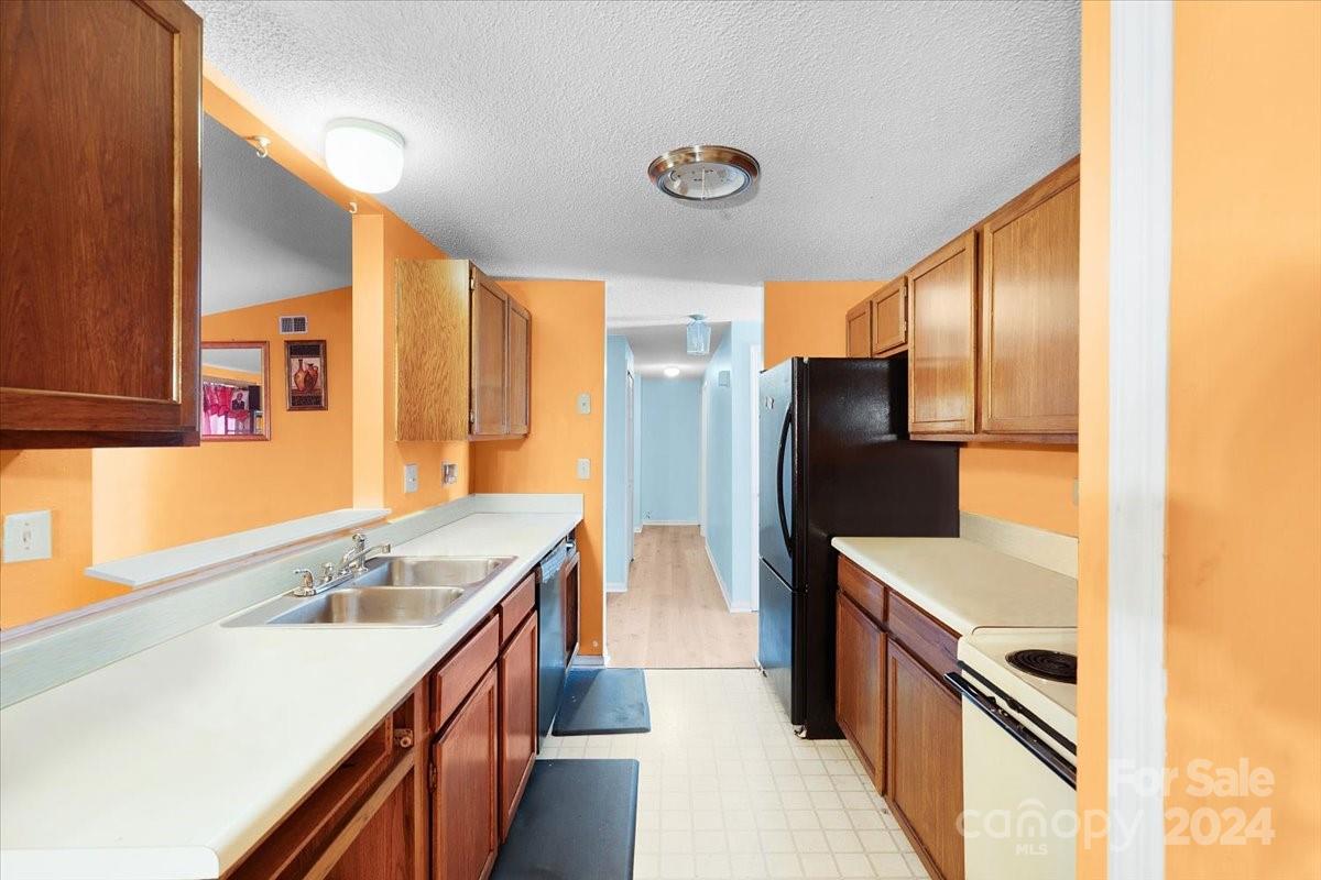 Steele Oaks - Residential