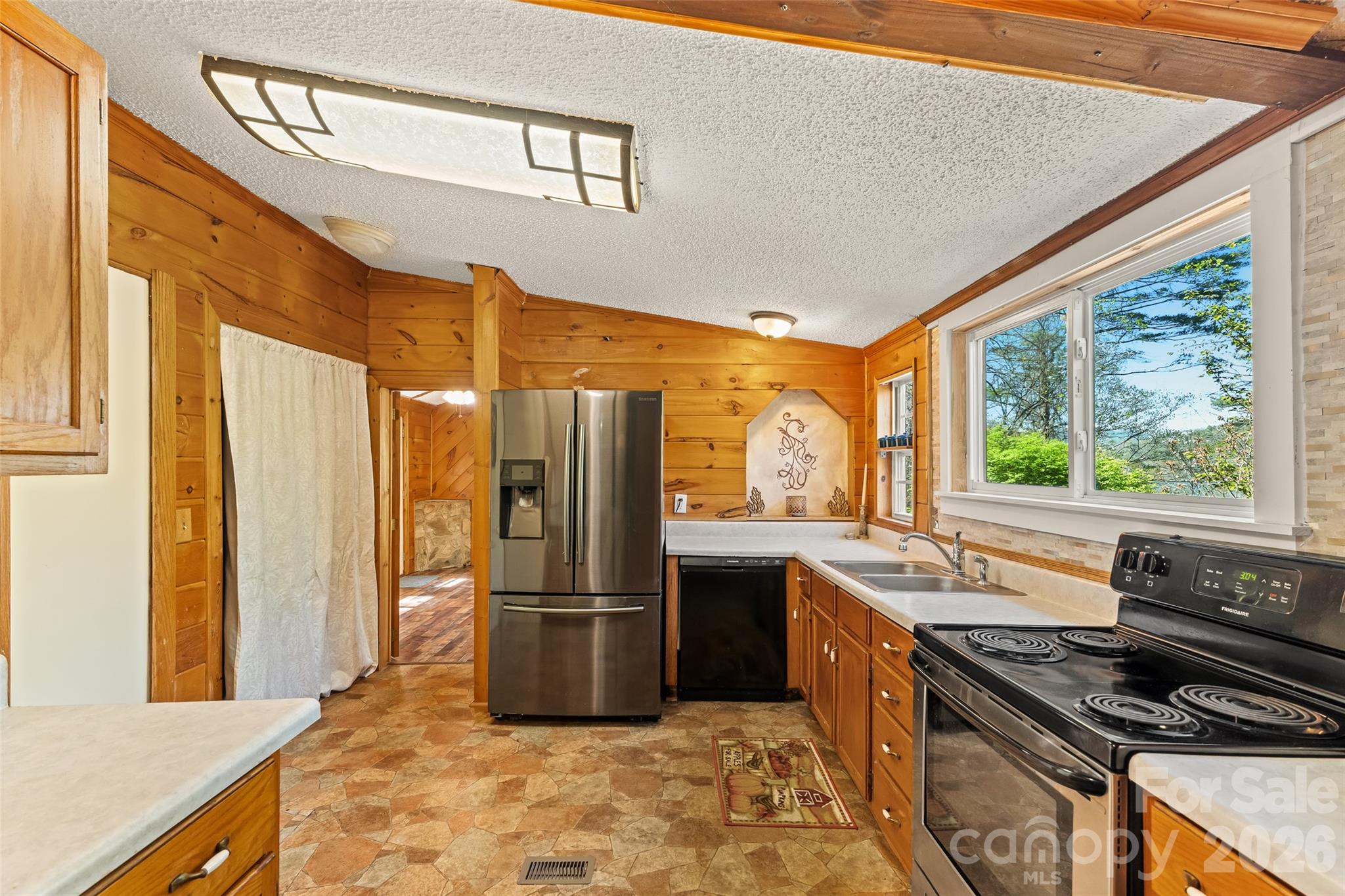 Mountain Shadows - Residential